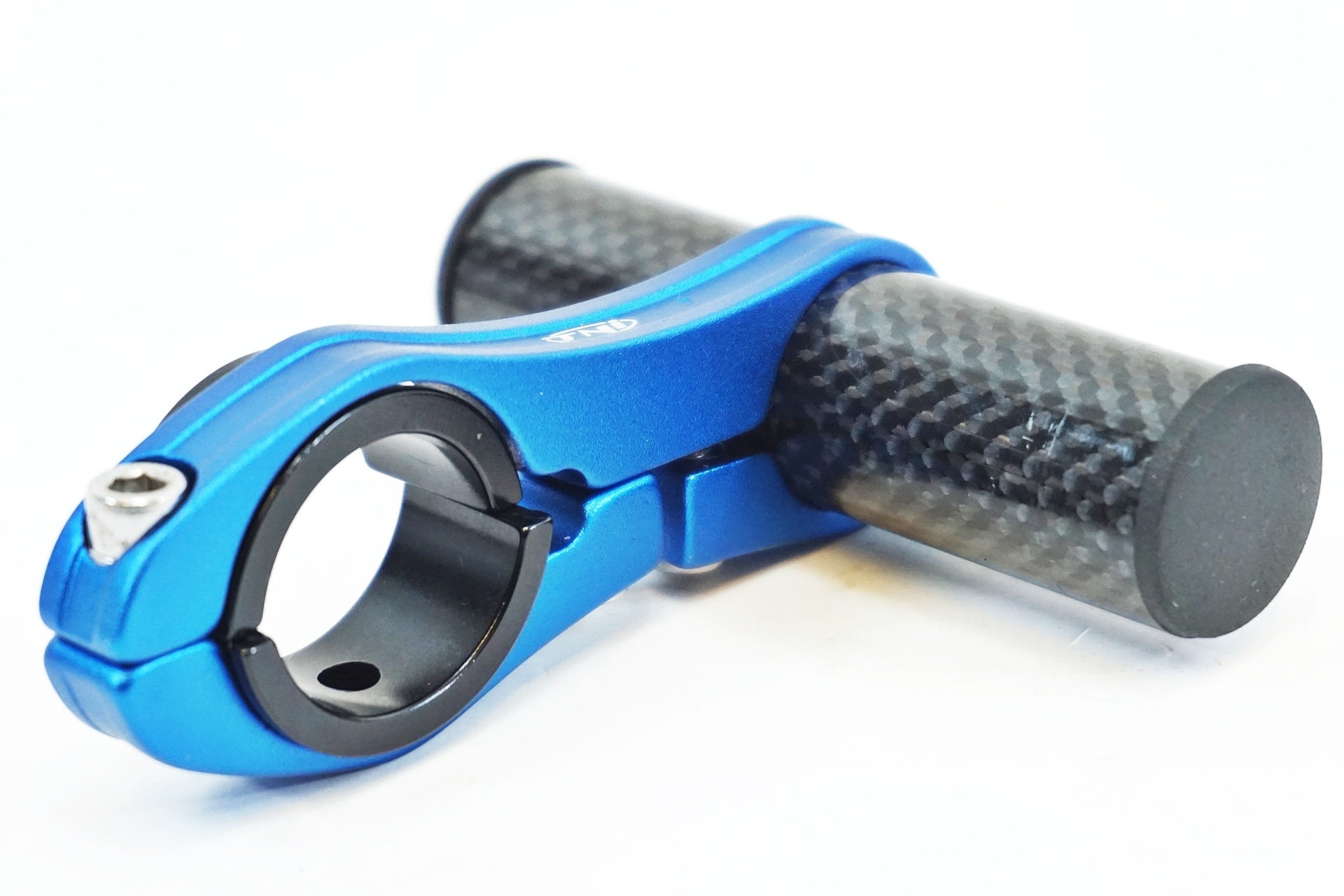 TNI 「ティーエヌアイ」 ライトマウント / 有明ガーデン店