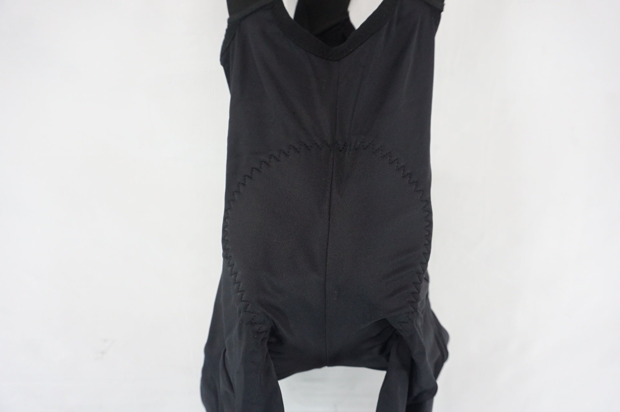 VELOCIO 「ヴェロシオ」 Sサイズ ビブショーツ / 阪急塚口店