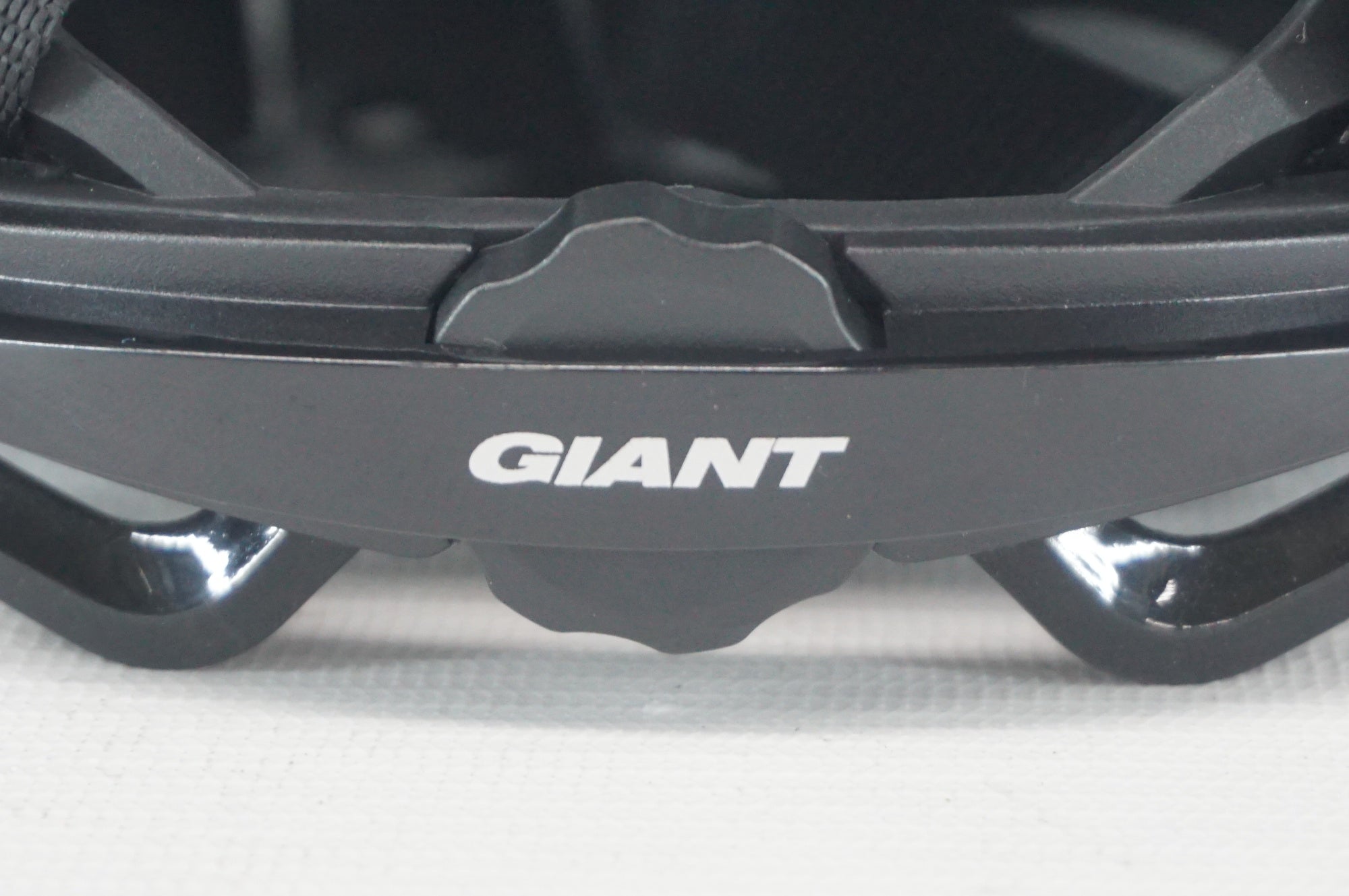 GIANT 「ジャイアント」 HOOT 50-55cm ヘルメット / 阪急塚口店