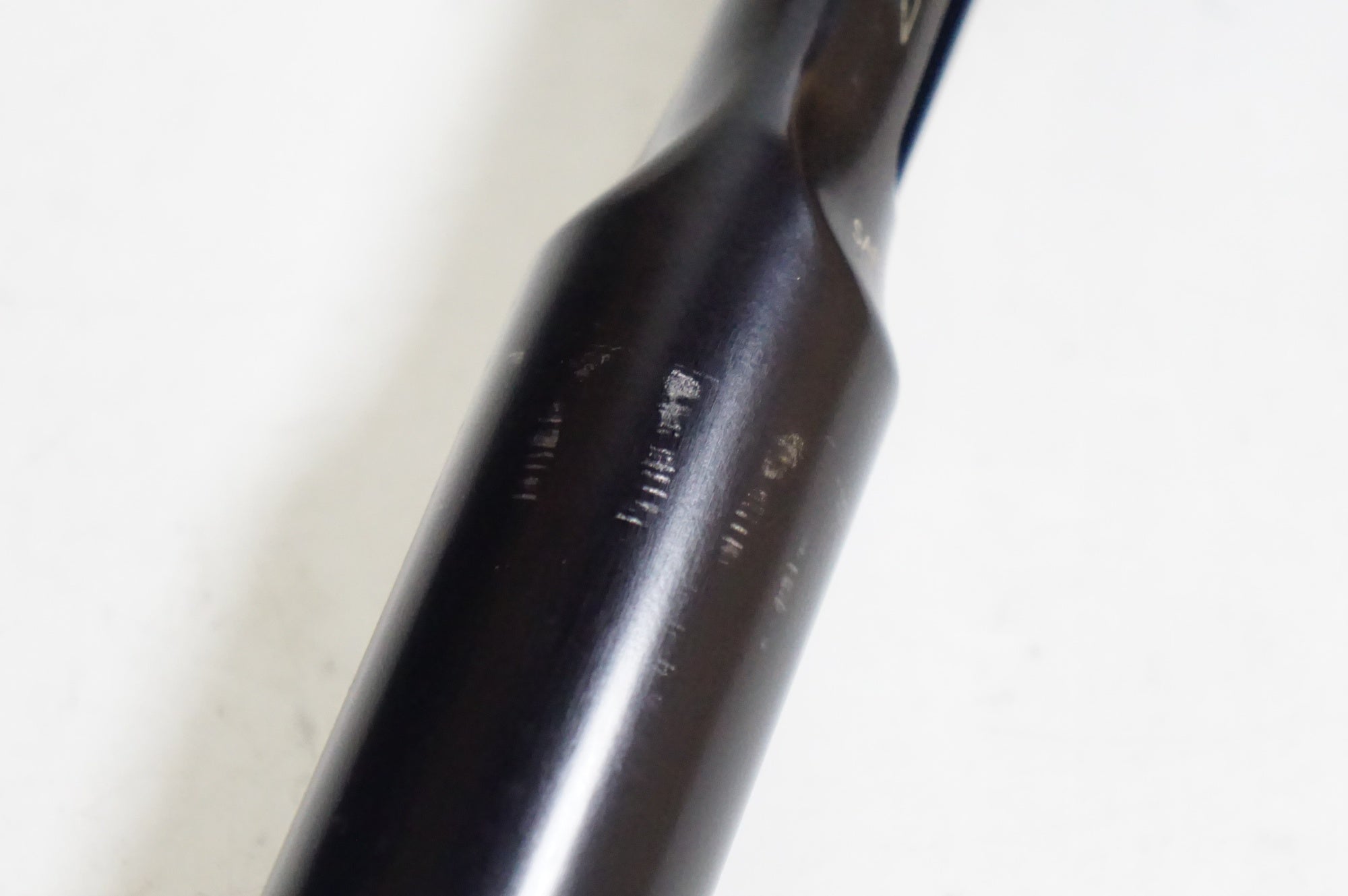 MICHE 「ミケ」 SUPERTYPE φ27.2 250mm シートポスト / 熊谷本店