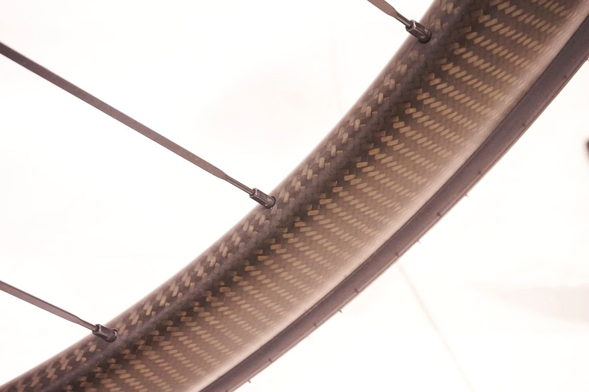 MAVIC 「マヴィック」 COSMIC PRO CARBON UST DISC SHIMANO 11s / 大阪門真店