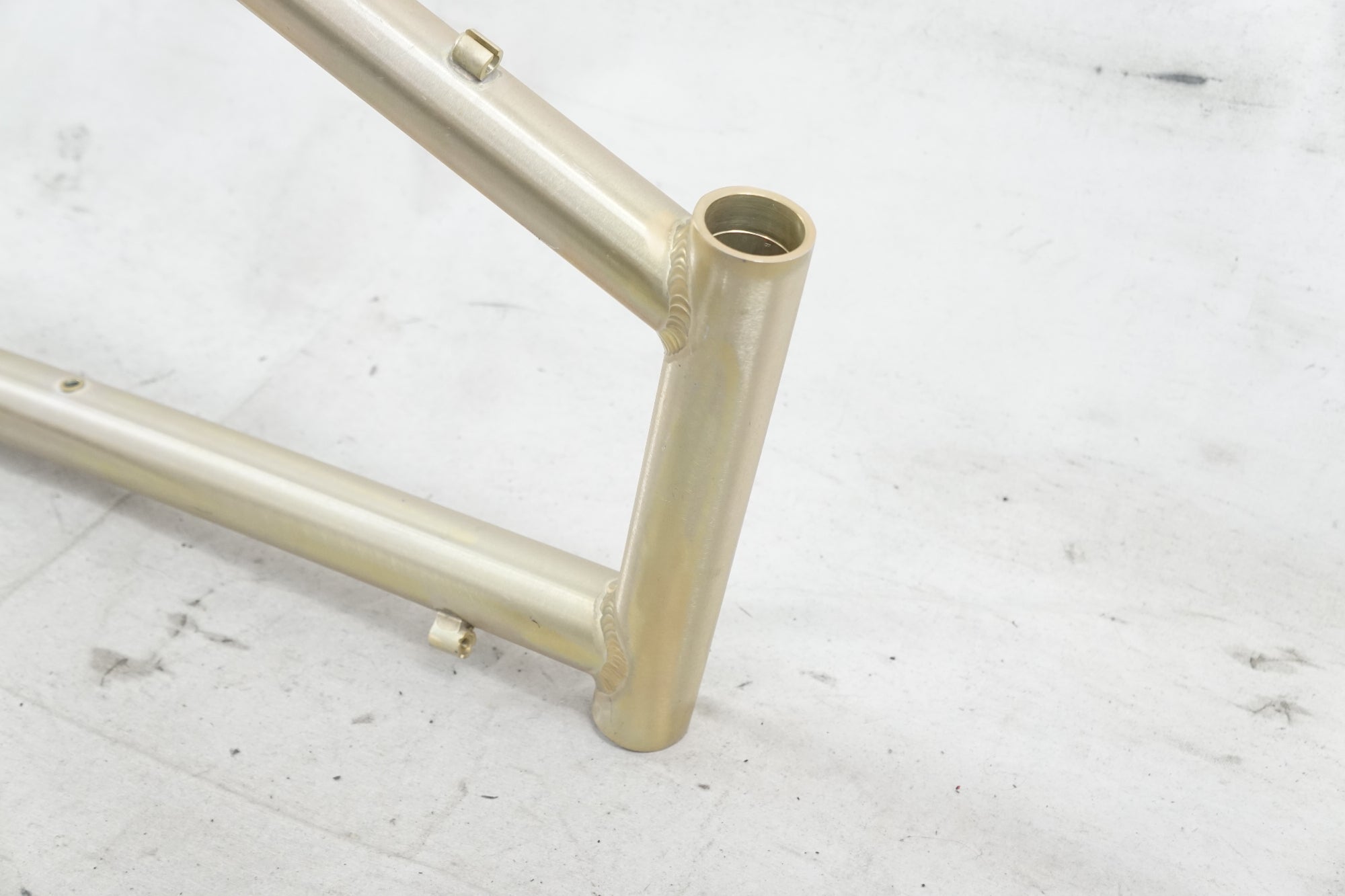 ブランド不明 アルミ ミニベロ フレーム / バイチャリ浦和ベース