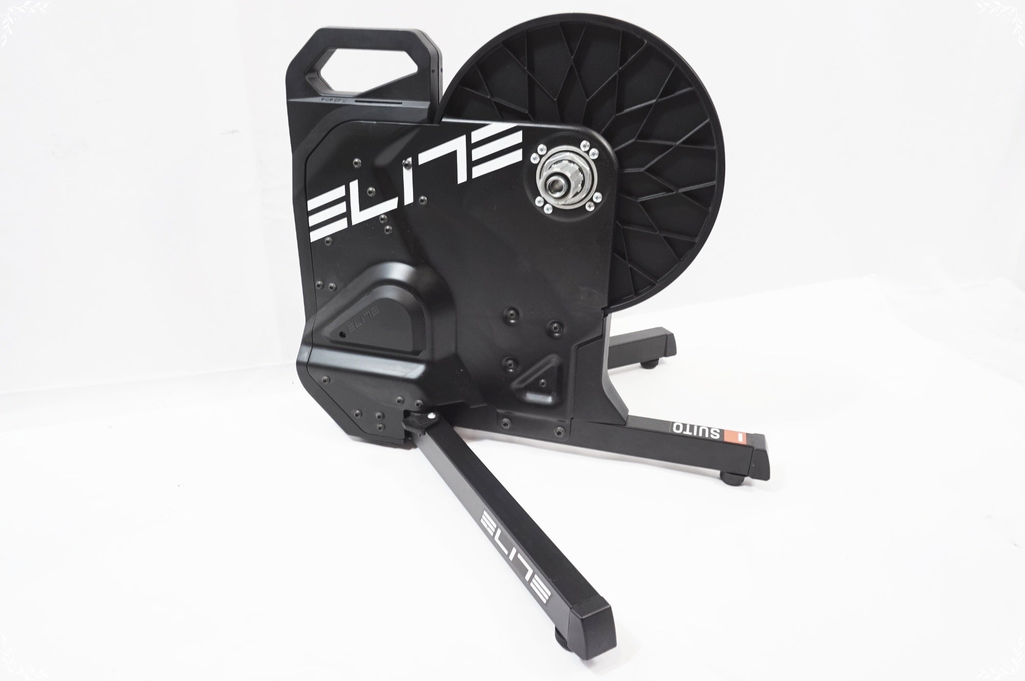 エリート　elite スマートトレナー　SUITO エリート：新製品情報》超薄型ダイレクトドライブトレーナー