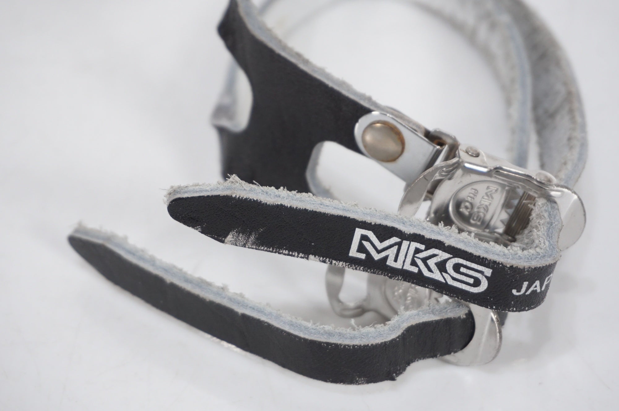 MKS 「ミカシマ」 FIT-α SPIRITS 2-BUCKLE トゥクリップ用ストラップ / AKIBA店