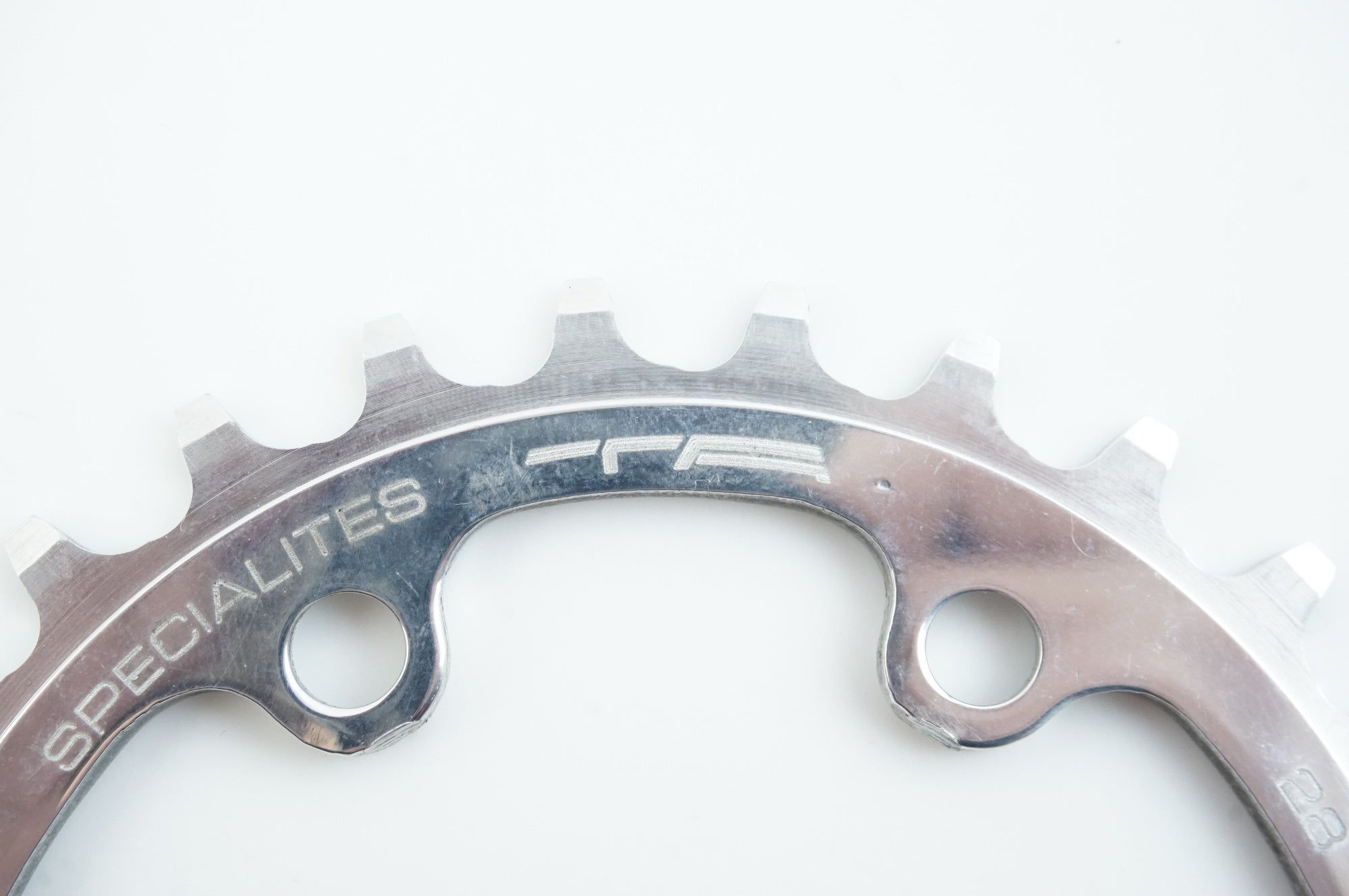 SPECIALITES TA 「スペシャリテ ティーエー」 PRO 5 VIS 28T インナーチェーンリング / 中目黒店