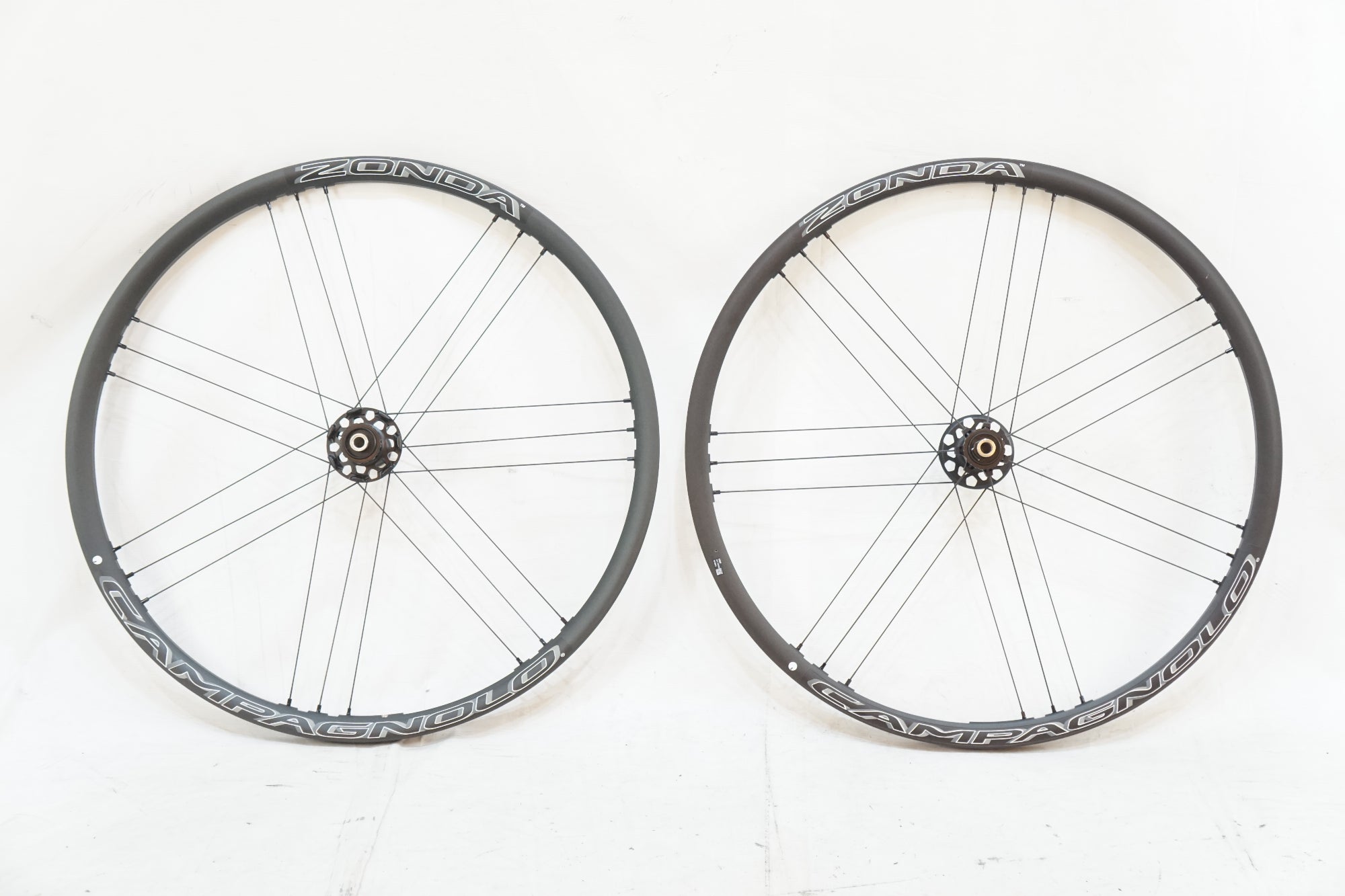 CAMPAGNOLO 「カンパニョーロ」 ZONDA DB シマノ11速 ホールセット