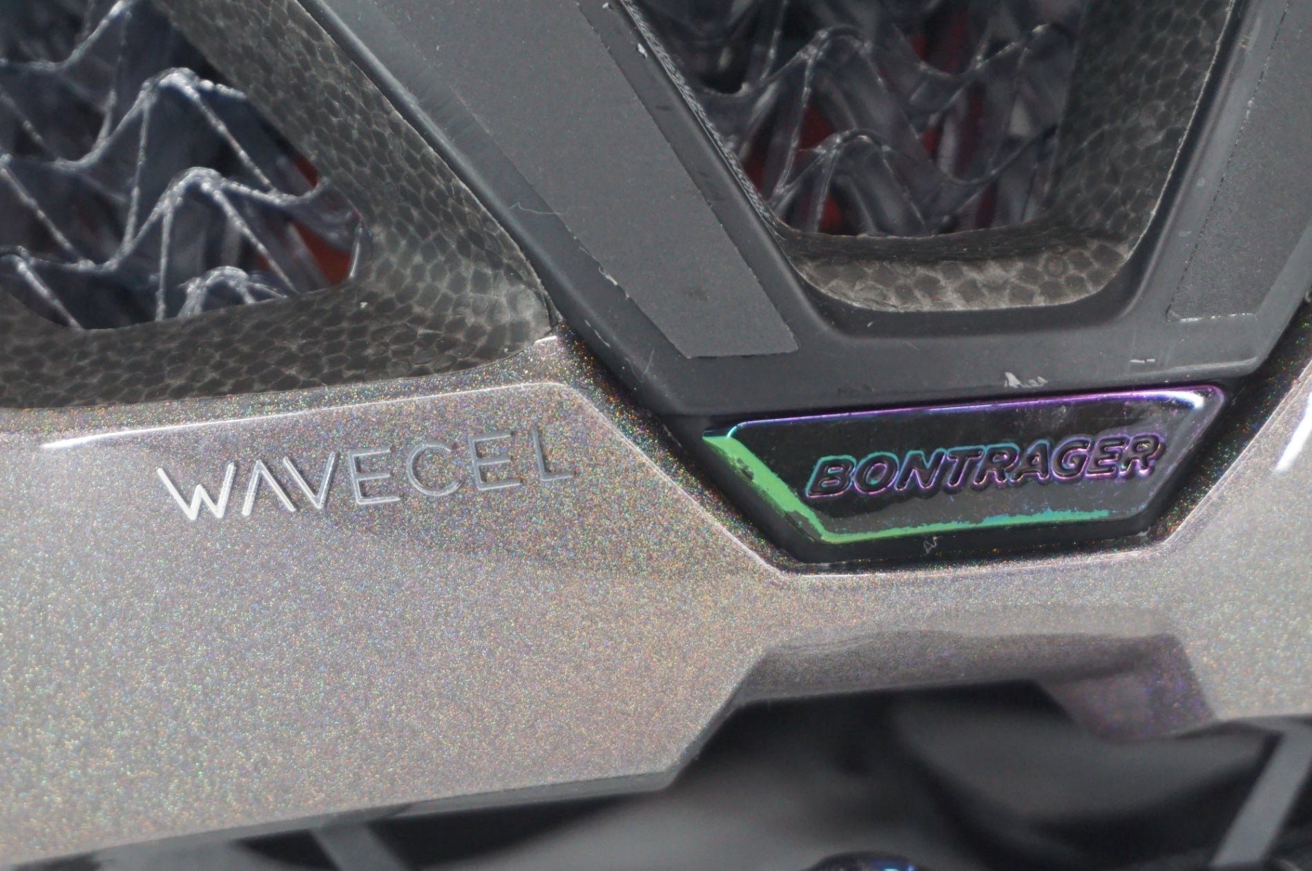 BONTRAGER 「ボントレガー」 WAVECEL XXX 55-61cm ヘルメット / 阪急塚口店