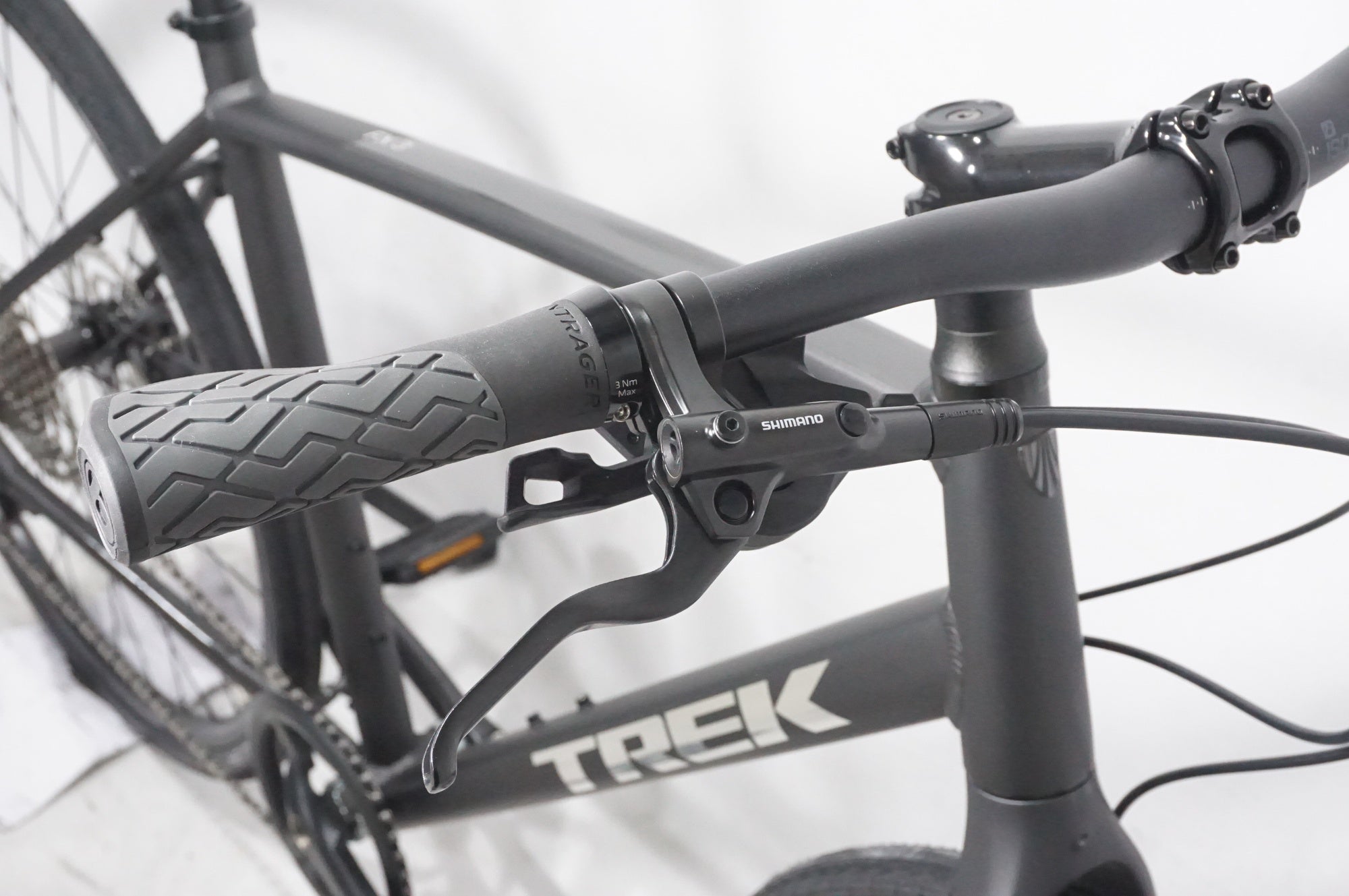 TREK 「トレック」 FX 3 DISC GEN3 2023年モデル クロスバイク / AKIBA店