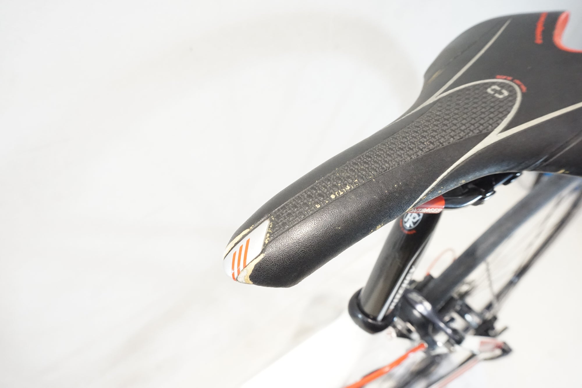 TREK 「トレック」 MADONE 4.7 2011年モデル ロードバイク / 横浜戸塚店