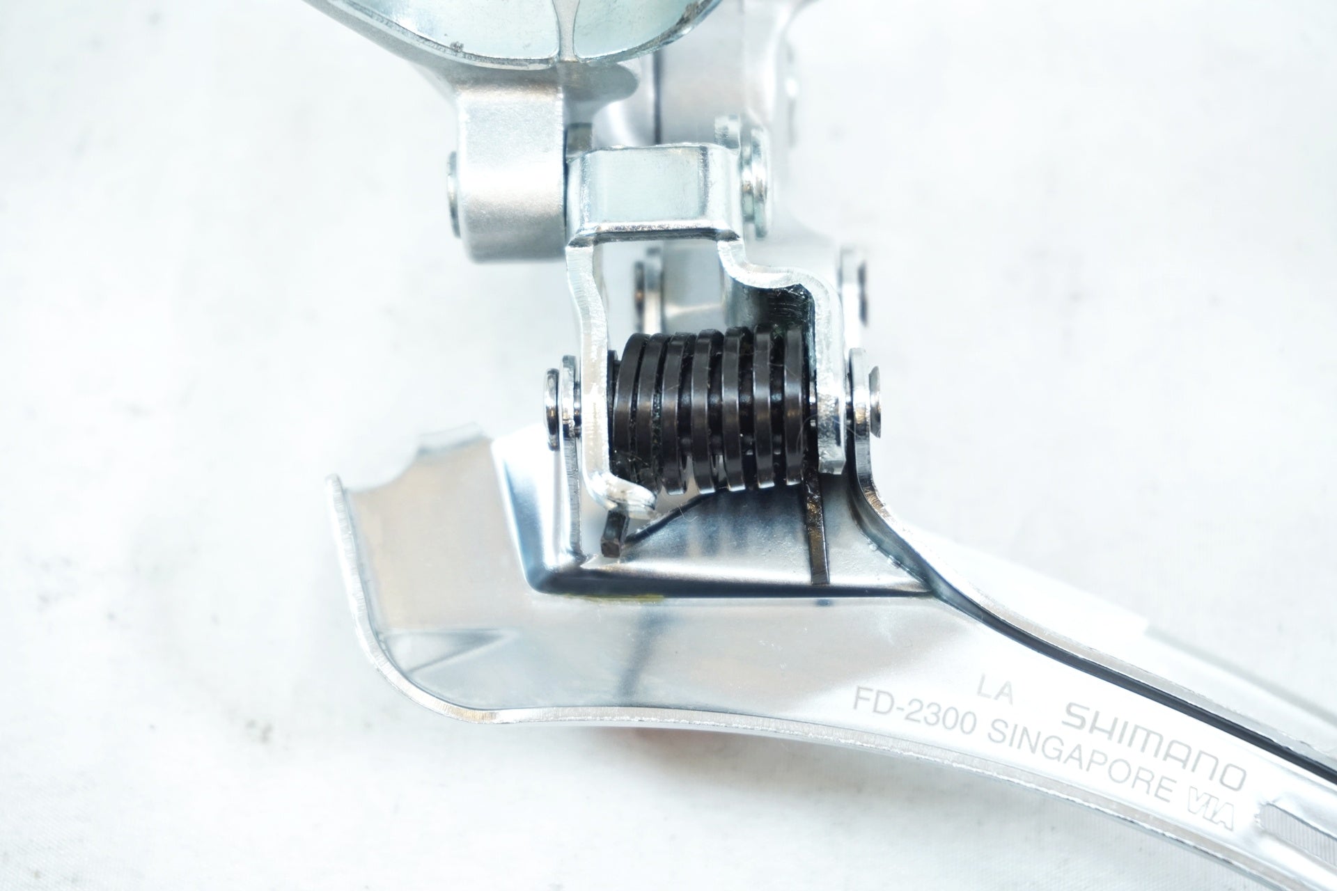 SHIMANO 「シマノ」 FD-2300-B フロントディレイラー / 有明ガーデン店