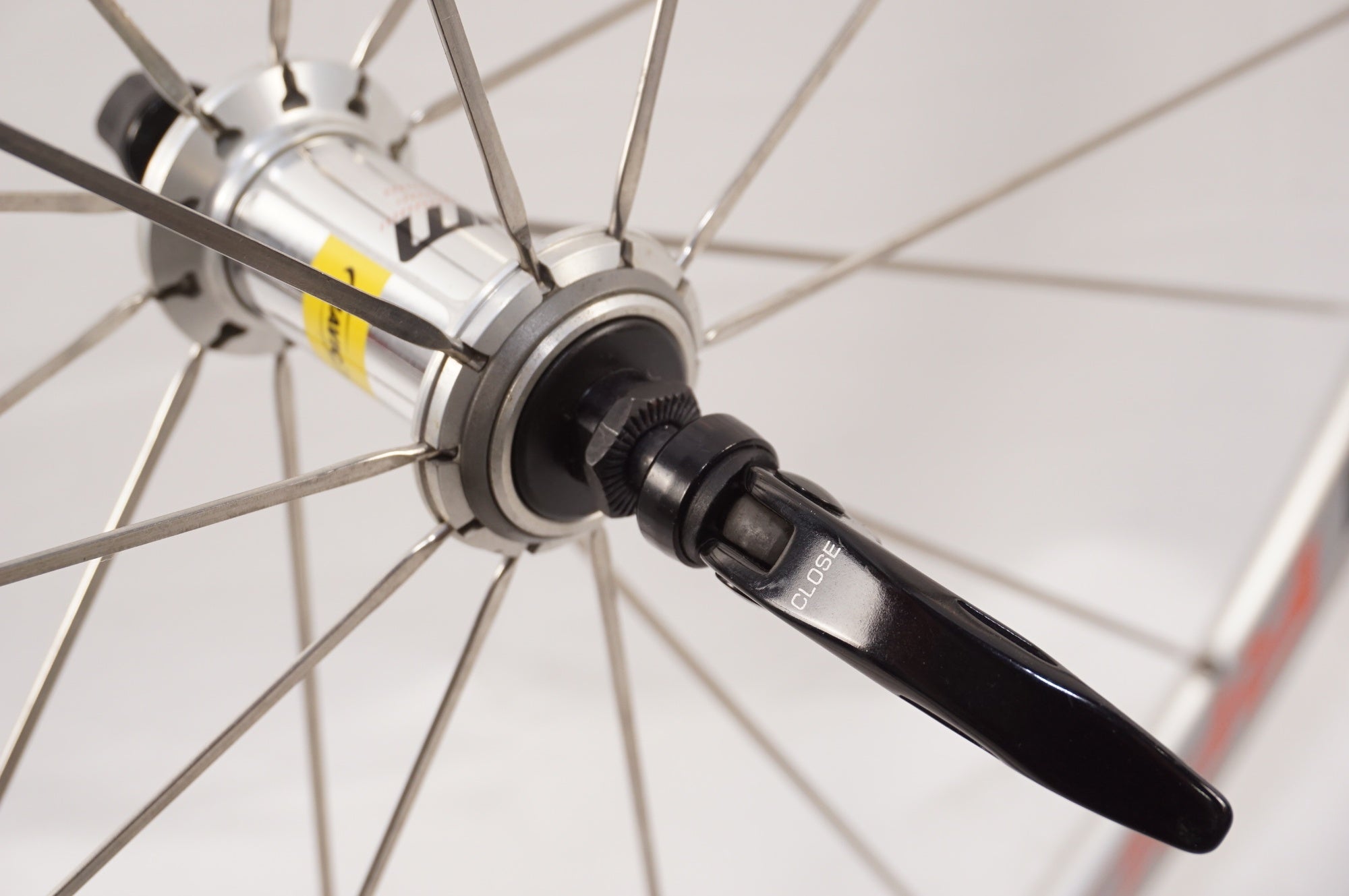MAVIC 「マヴィック」 AKSIUM RACE シマノ11速 ホイールセット / 中目黒店