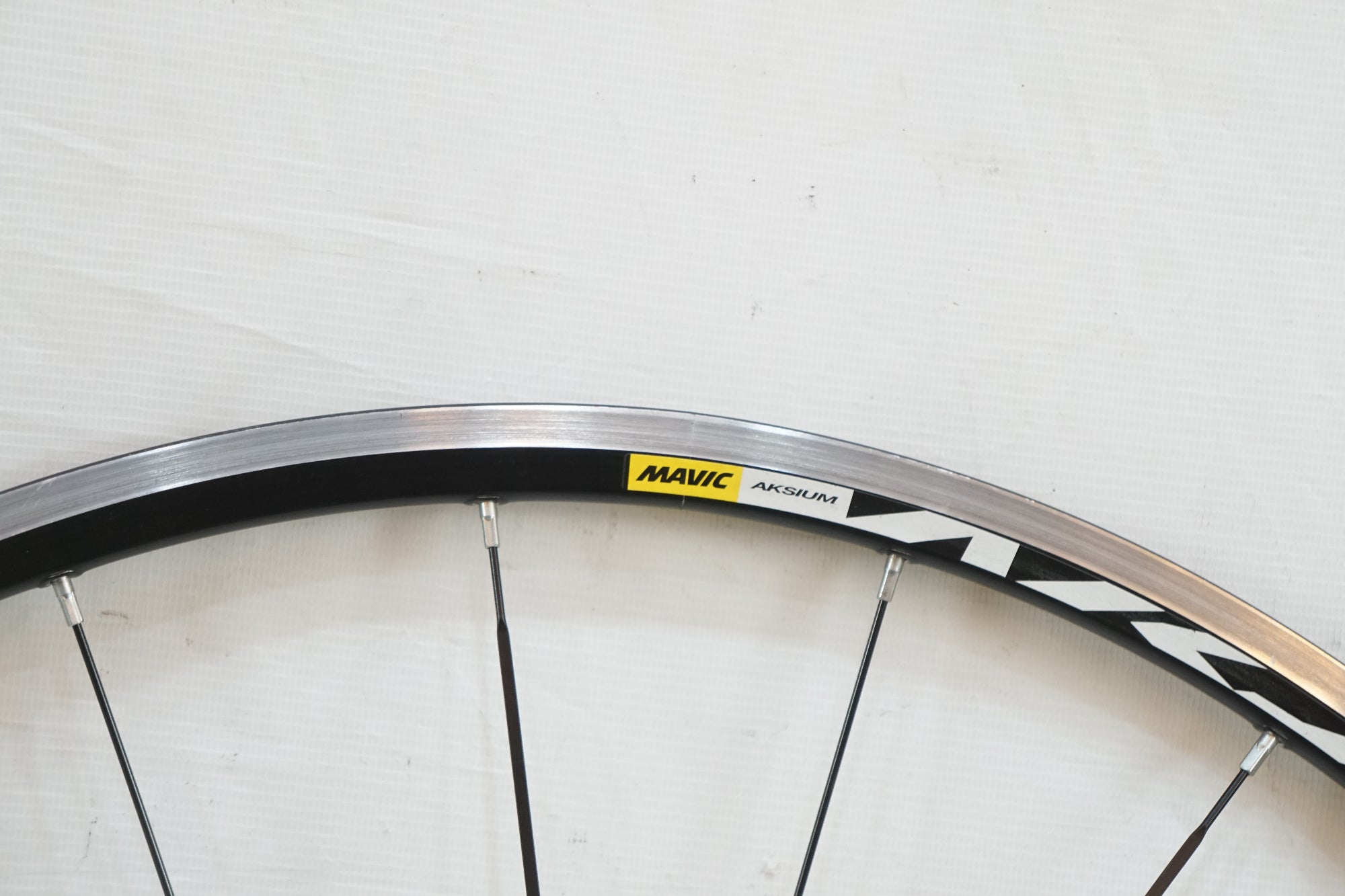 MAVIC 「マビック」 AKSIUM シマノ11速 ホイールセット / バイチャリ浦和ベース