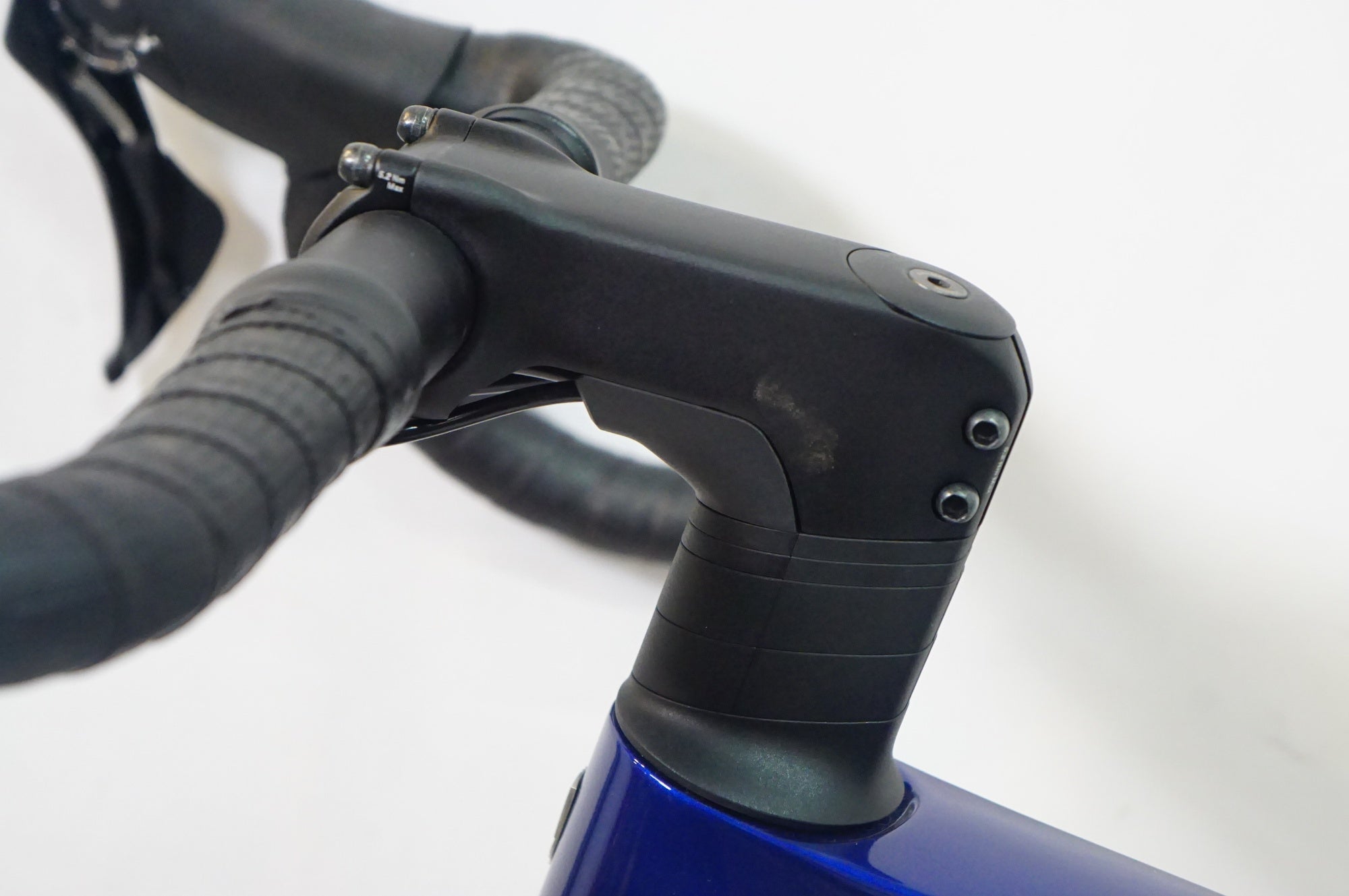 TREK 「トレック」 MADONE SL 5 (GEN 8) 2025年モデル ロードバイク / 熊谷本店