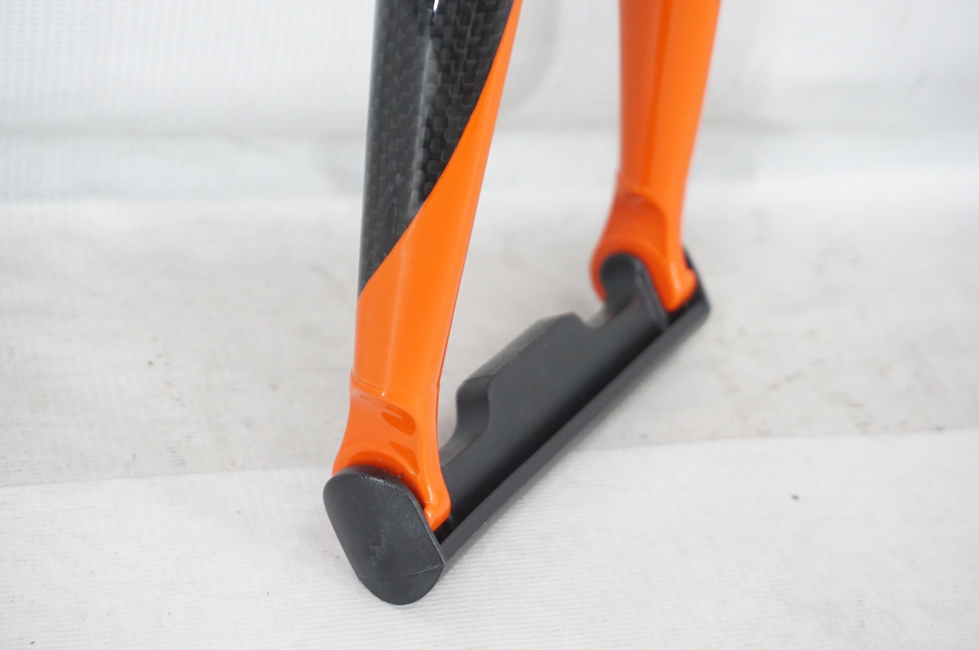 TYRELL 「タイレル」 20インチ カーボン フロントフォーク / 阪急塚口店