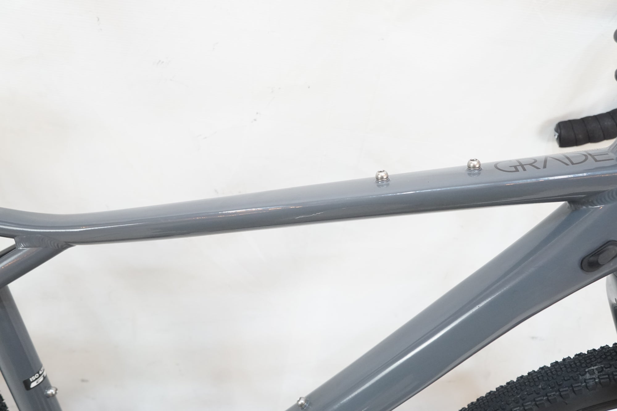 GT 「ジーティー」 GRADE ALLOY SPORTS 2025年モデル ロードバイク / バイチャリ浦和ベース