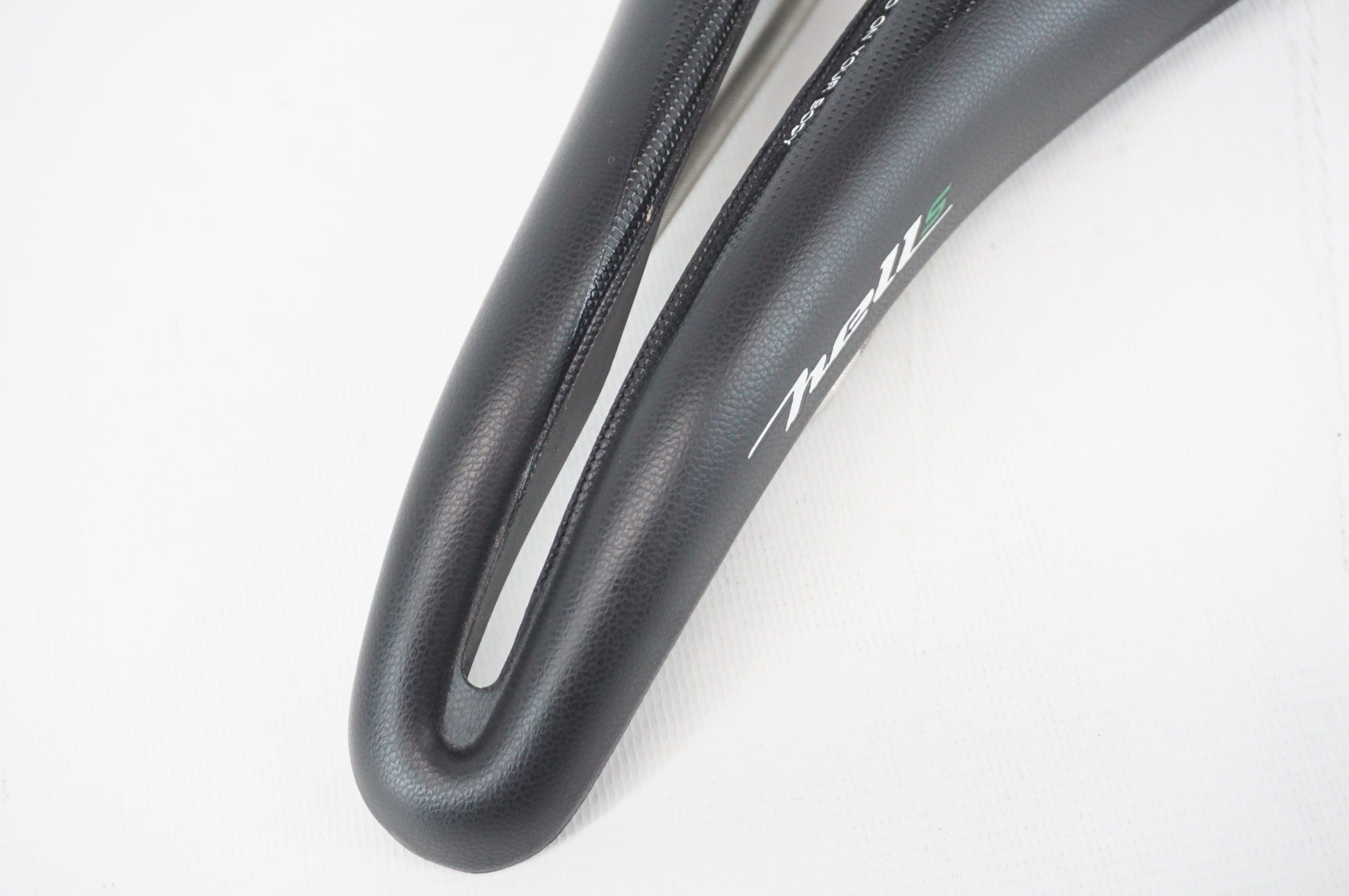 SELLE SMP 「セラエスエムピー」 HELL S サドル / 阪急塚口店