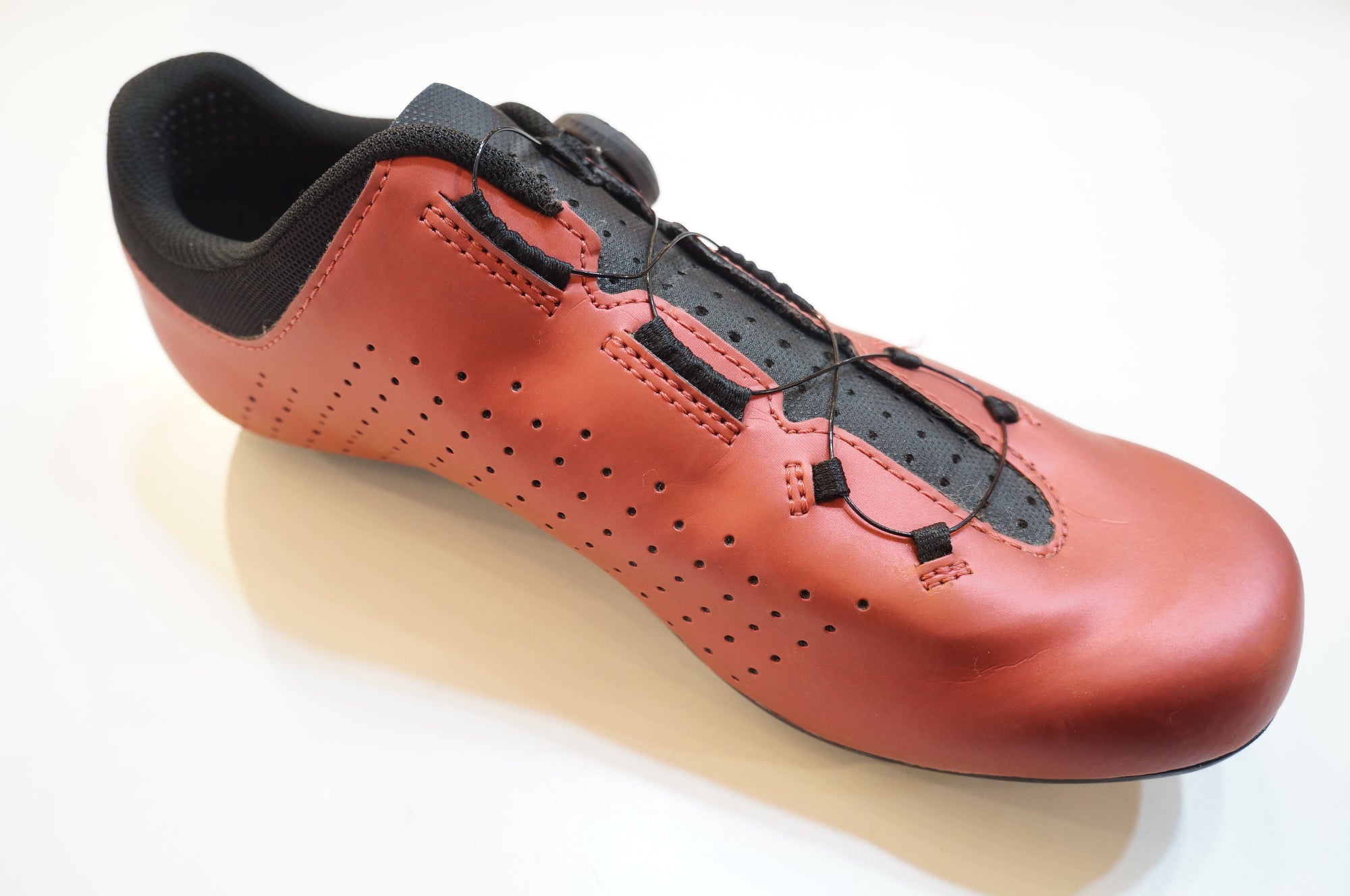 FIZIK 「フィジーク」 VENTO OMNA 25.7mm シューズ / バイチャリ浦和ベース