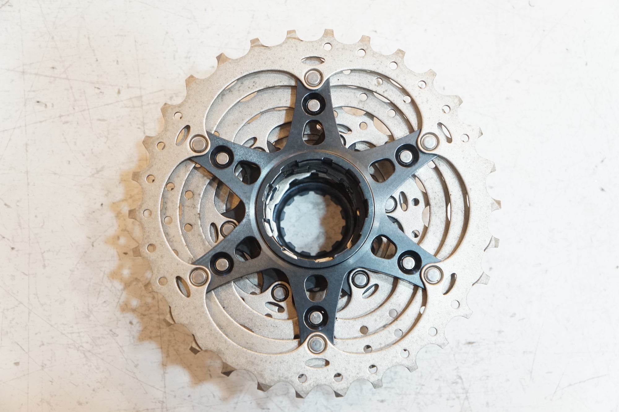 SHIMANO 「シマノ」 ULTEGRA CS-R8000 11-30T スプロケット / バイチャリ浦和ベース