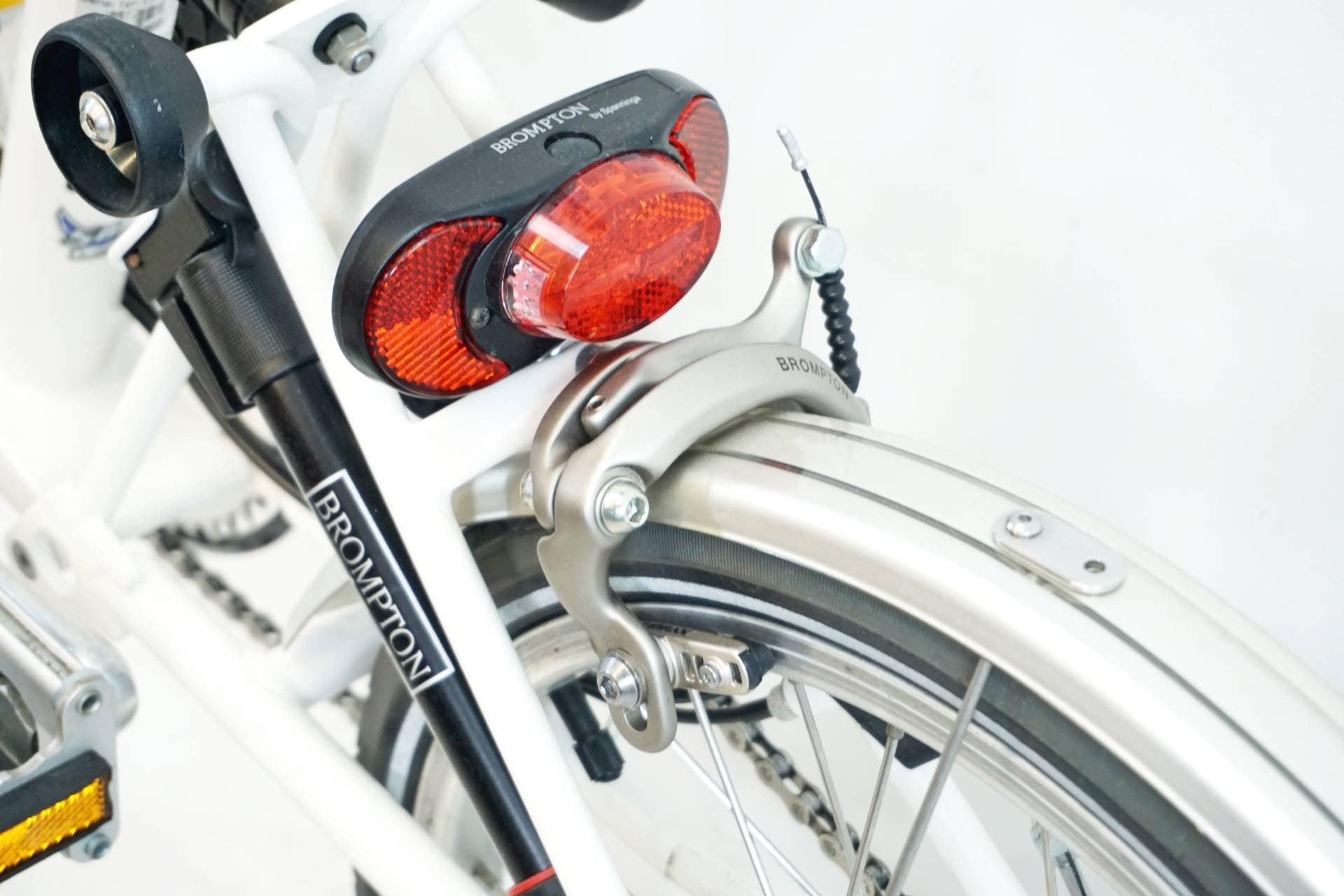 BROMPTON 「ブロンプトン」 M3L Royal Wedding MODEL 2011年頃 16インチ 折り畳み自転車 / バイチャリ浦和ベース