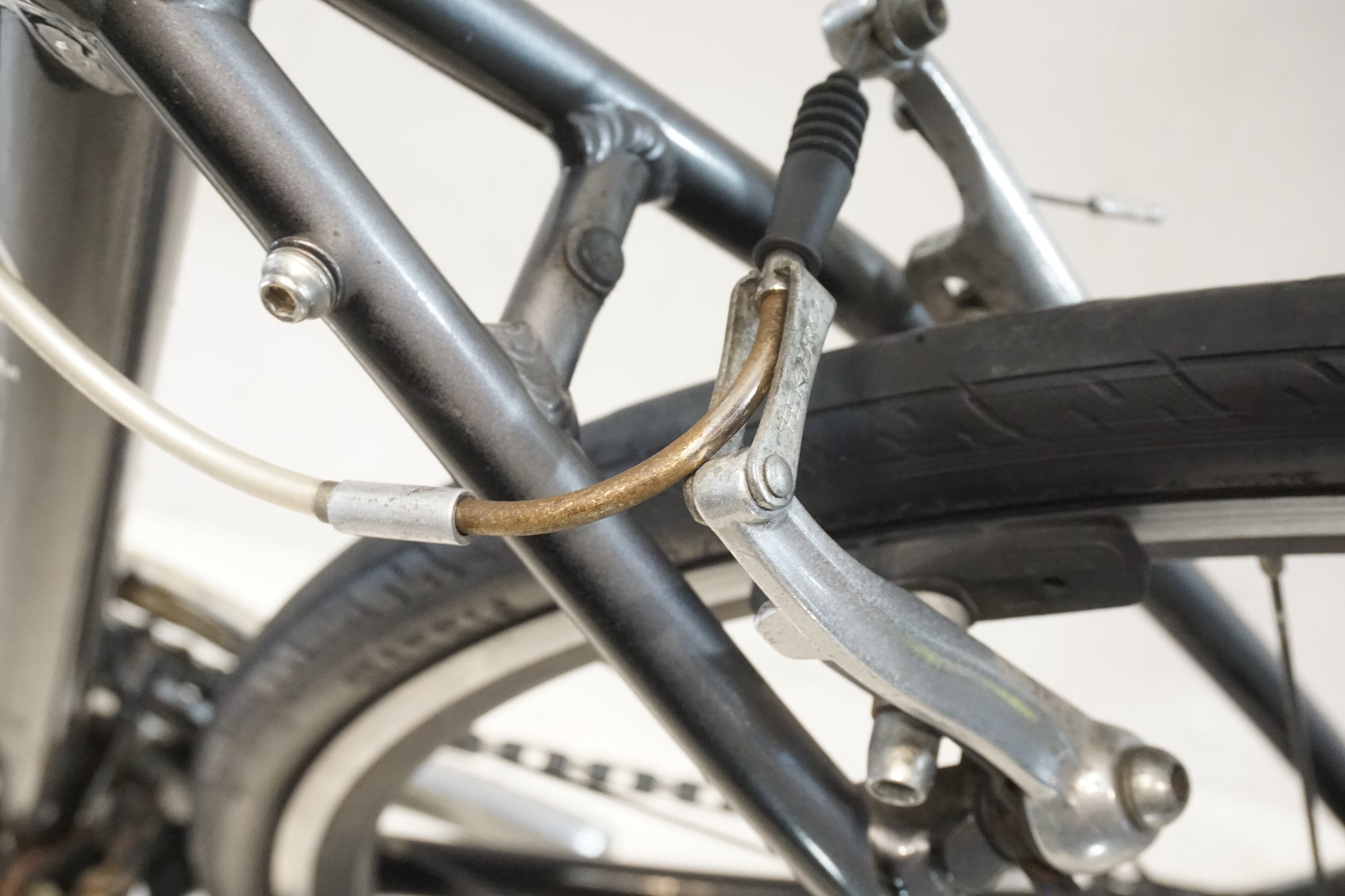 GIANT 「ジャイアント」 ESCAPE R3 2015年ごろモデル クロスバイク / 横浜戸塚店