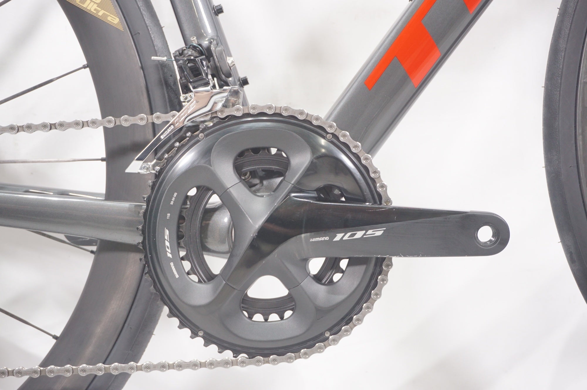 TREK 「トレック」 EMONDA SL5 2023年モデル ロードバイク / AKIBA店