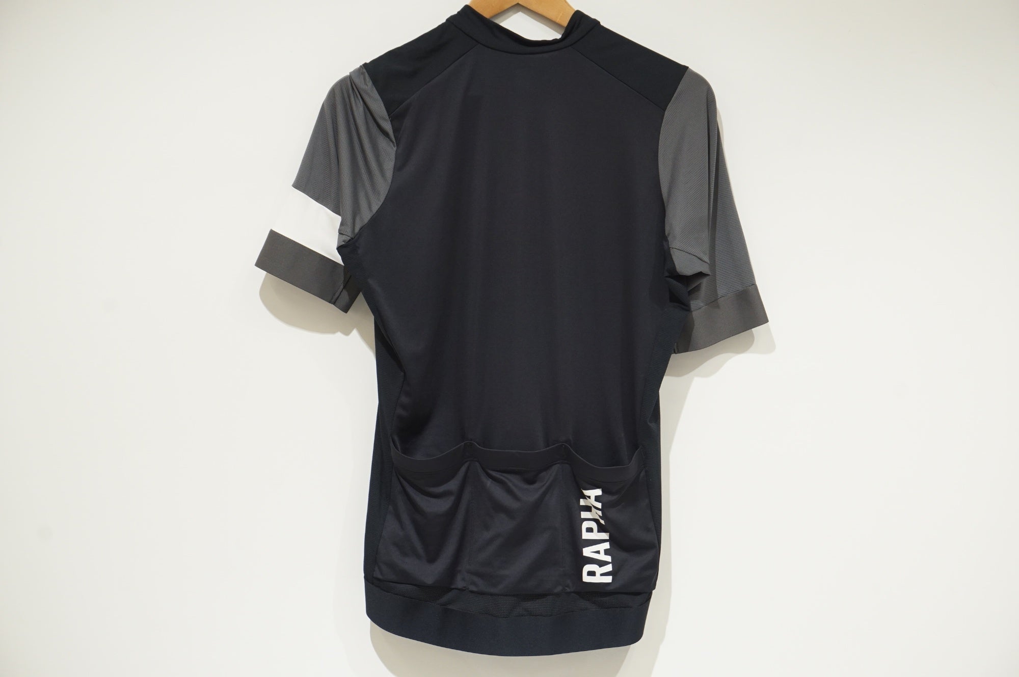 RAPHA 「ラファ」 PRO TEAM XLサイズ ジャージ / 浜松店
