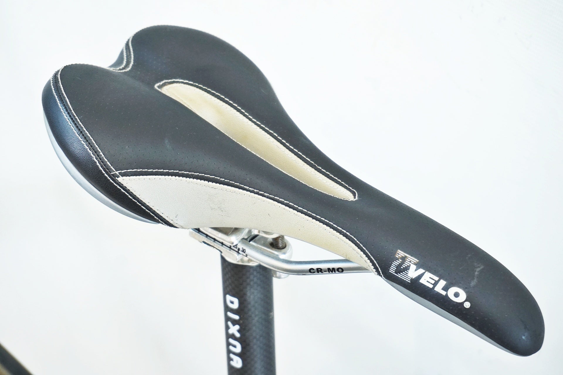 TNI 「ティーエヌアイ」 PRO 年式不明 ロードバイク / 有明ガーデン店