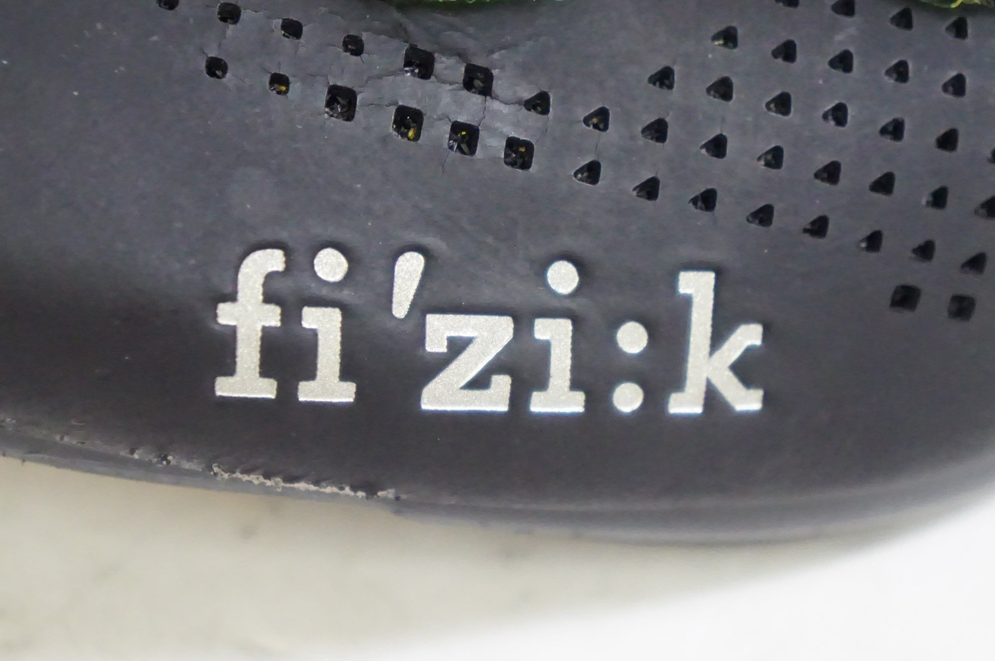 FIZIK 「フィジーク」 R4 ROAD サイズEU40 (25.7cm) シューズ / 熊谷本店