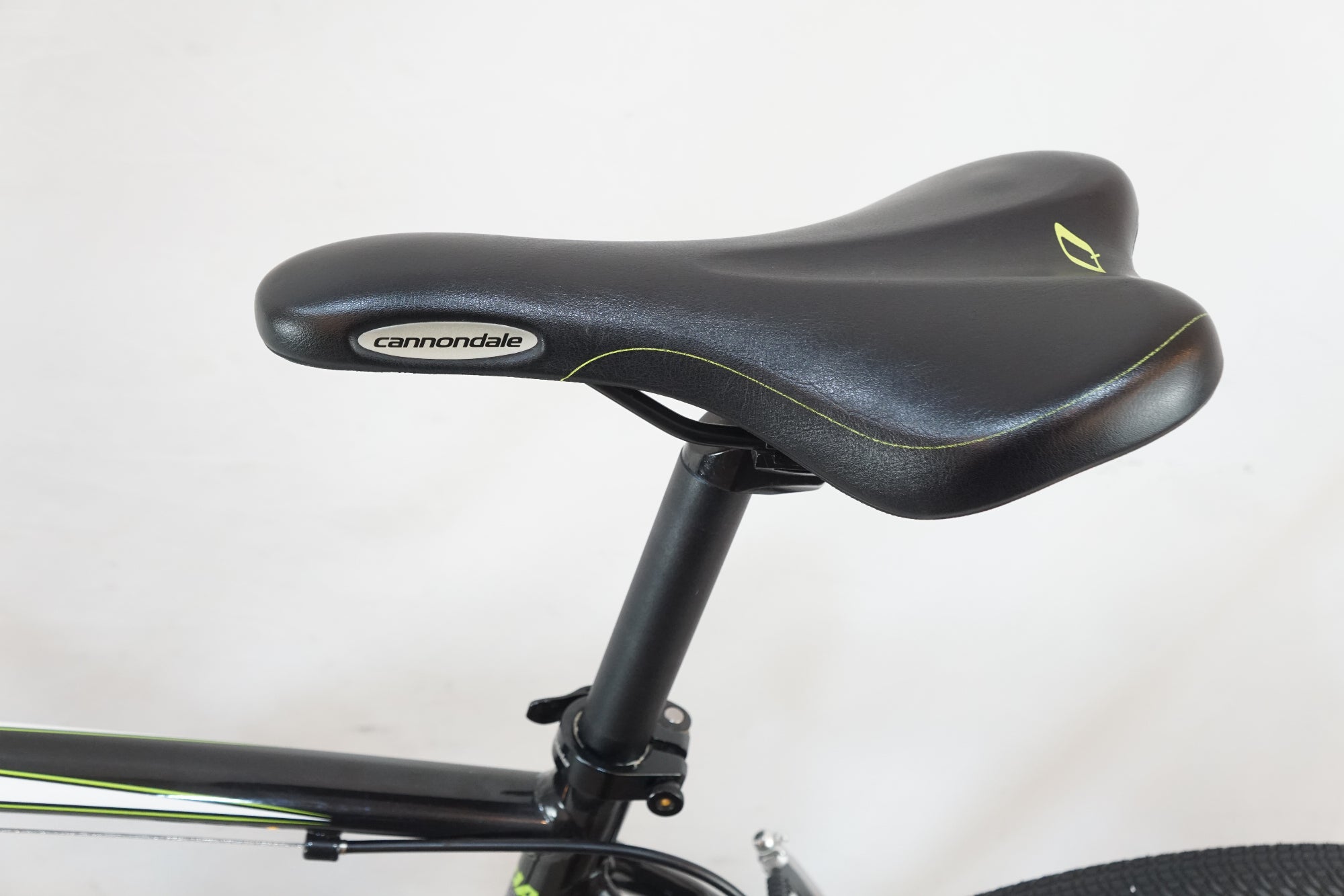 CANNONDALE 「キャノンデール」 QUICK4 2014年モデル クロスバイク / バイチャリ浦和ベース