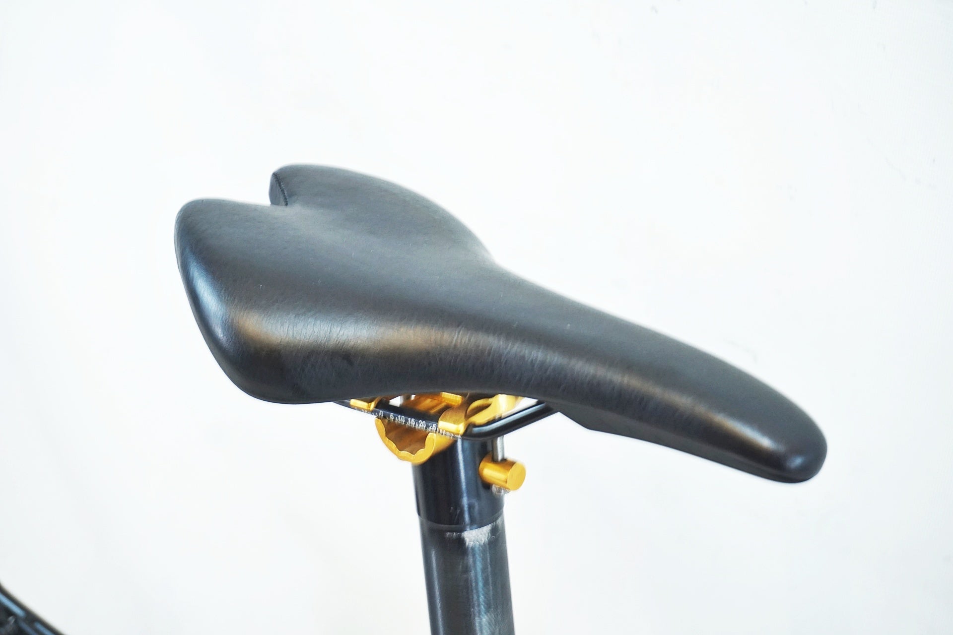 RENAULT 「ルノー」 PLATINUM MACH9 2021年モデル 20インチ 折り畳み自転車 / 有明ガーデン店