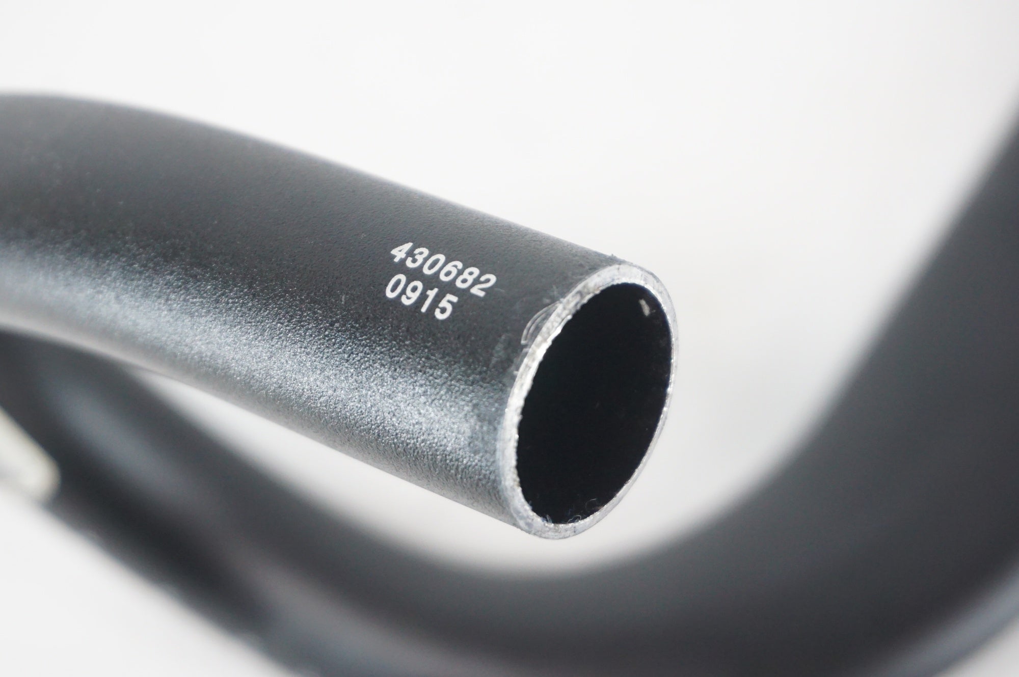 BONTRAGER 「ボントレガー」 RL Φ31.8 400mm ハンドル / 阪急塚口店