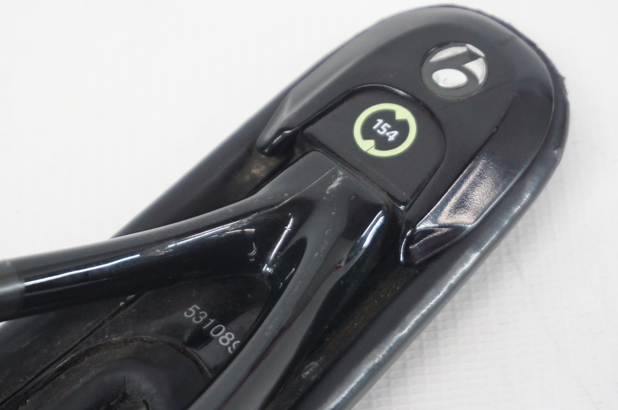 BONTRAGER 「ボントレガー」 AJNA PRO サドル / 阪急塚口店