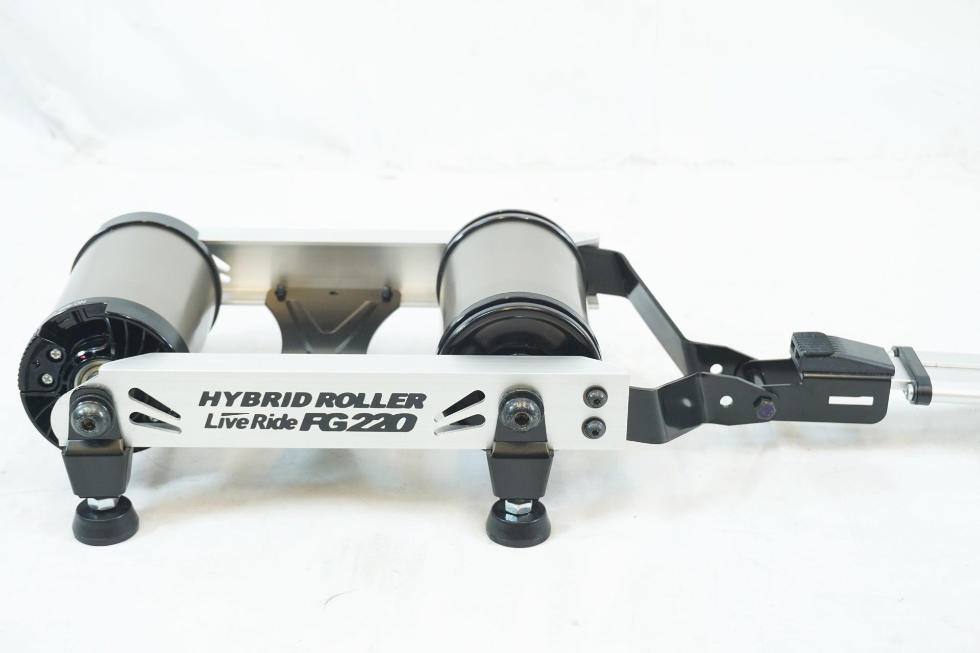 MINOURA 「ミノウラ」 HYBRID ROLLER LIVE RIDE FG220 サイクルトレーナー / 有明ガーデン店