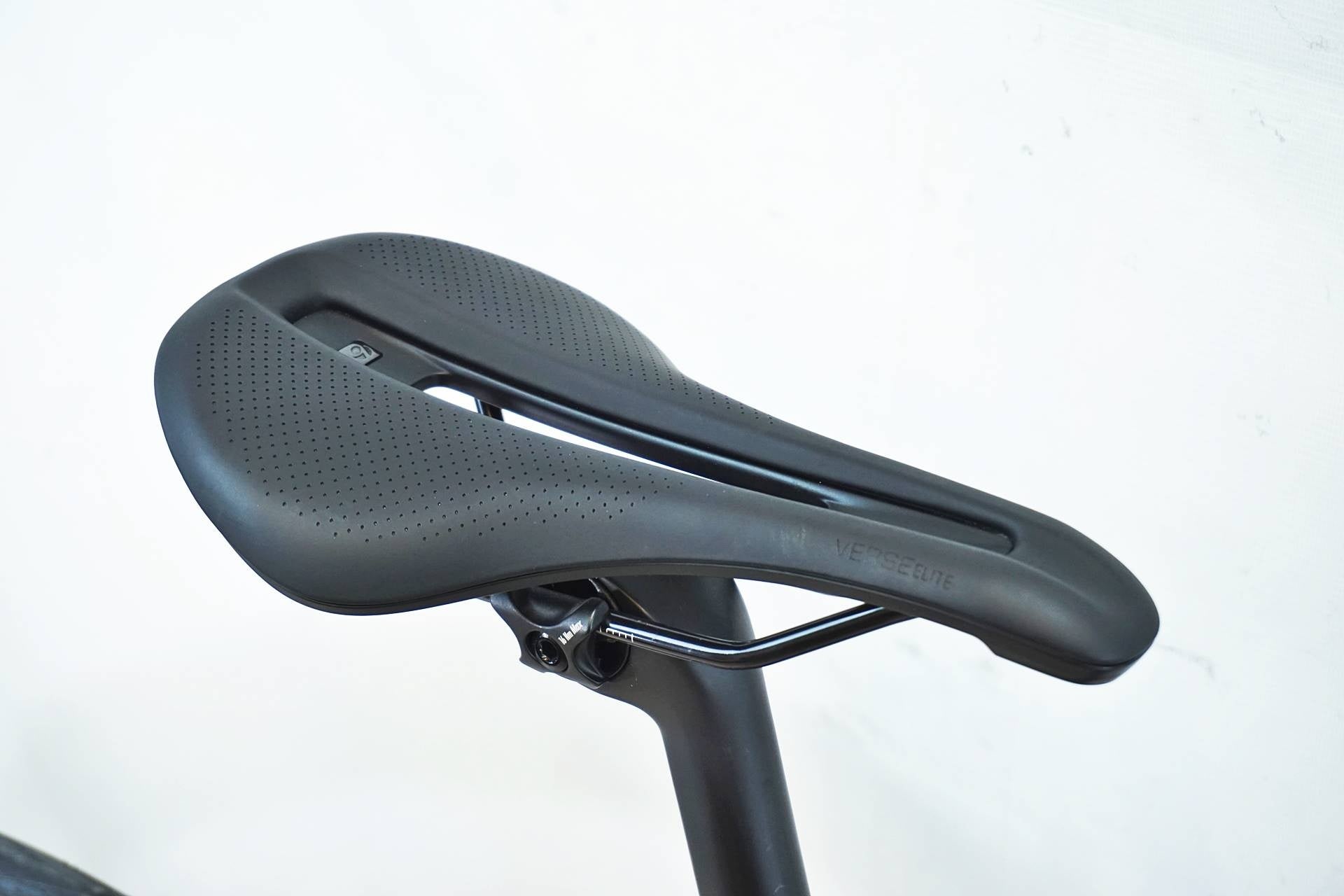 TREK 「トレック」 DOMANE SLR7 GEN4 2023年モデル ロードバイク / 有明ガーデン店