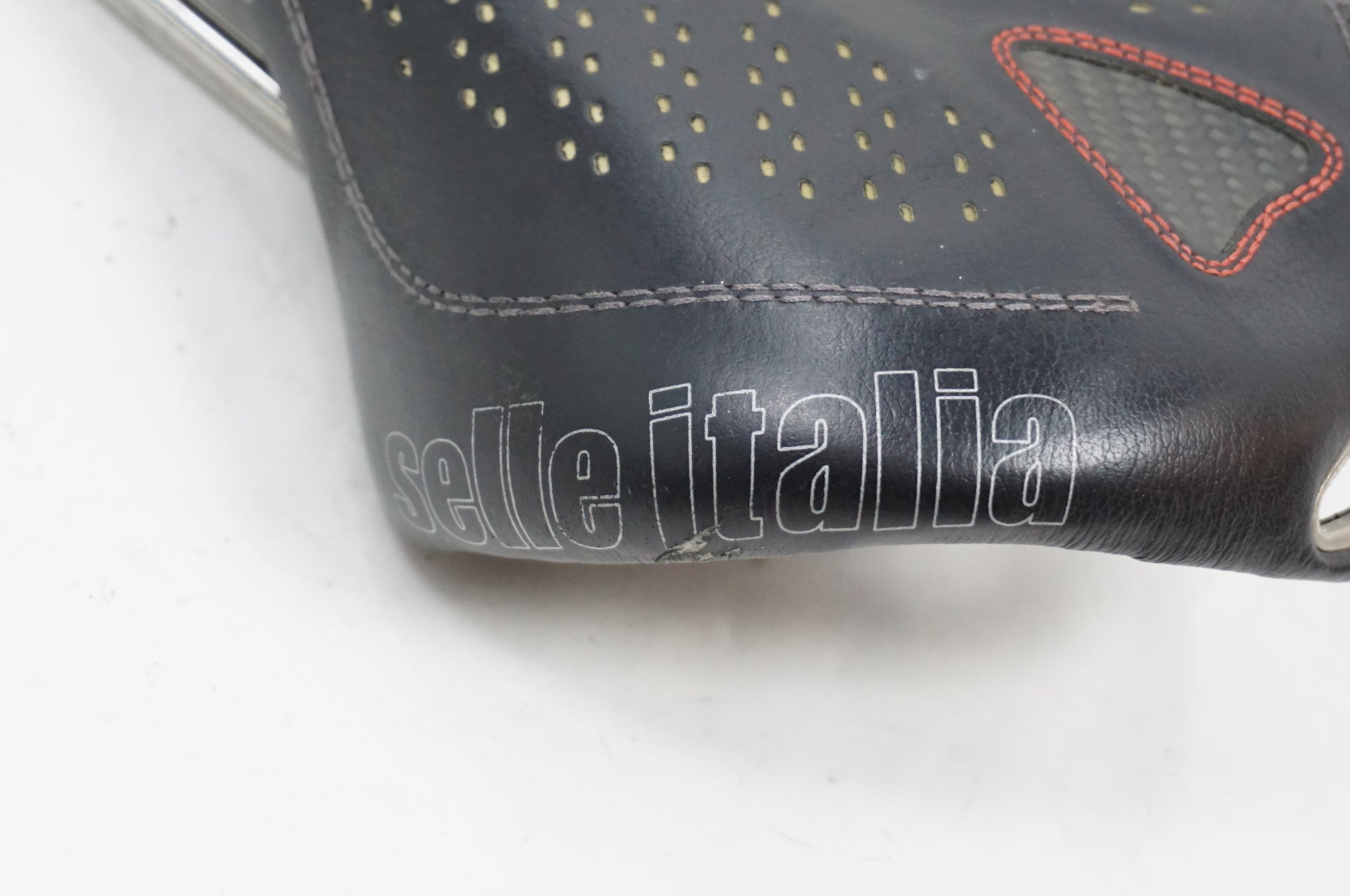 SELLE ITALIA 「セライタリア」 MAX サドル / 川越店