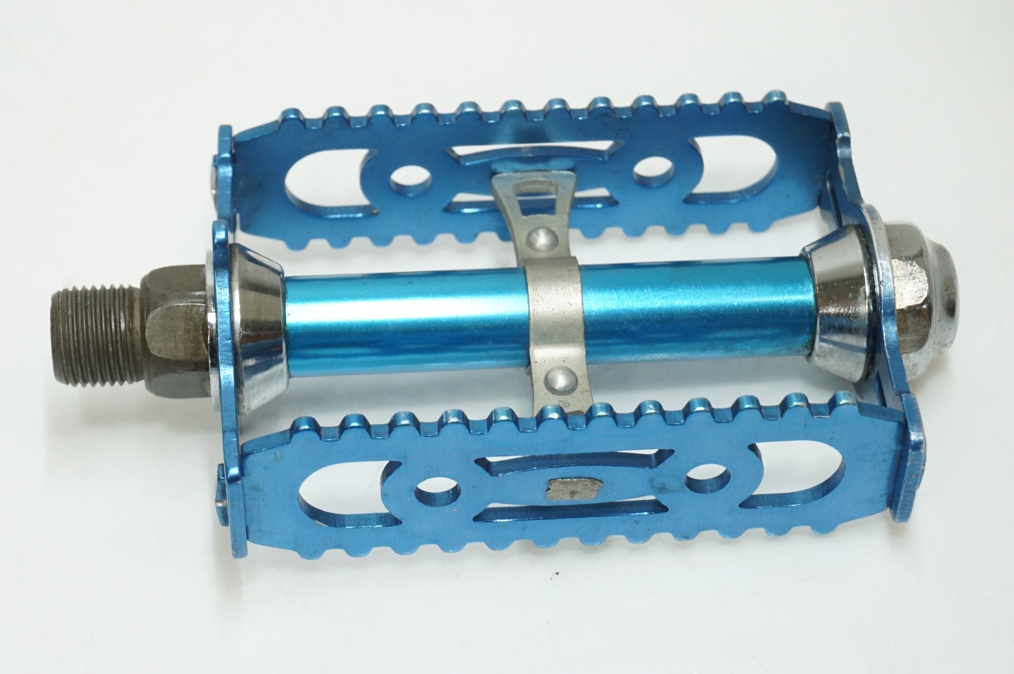 LYOTARD 「リオター」 460D ペダル / 大宮店