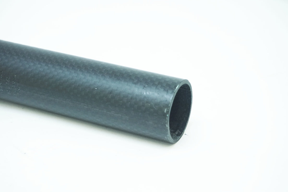 ROADNADO 「ロードナード」 Φ30.8 350mm カーボン シートポスト / 大阪美原北インター店