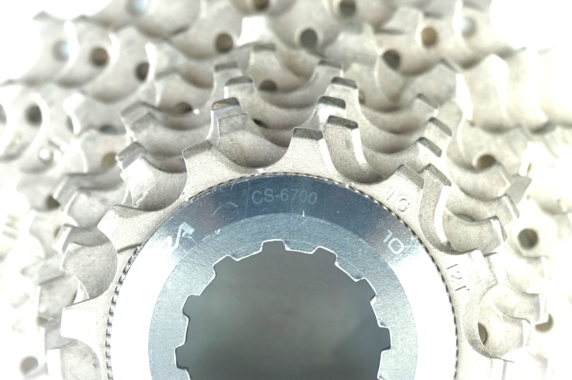 SHIMANO 「シマノ」 ULTEGRA CS-6700 10S 12-25T スプロケット / 中目黒店