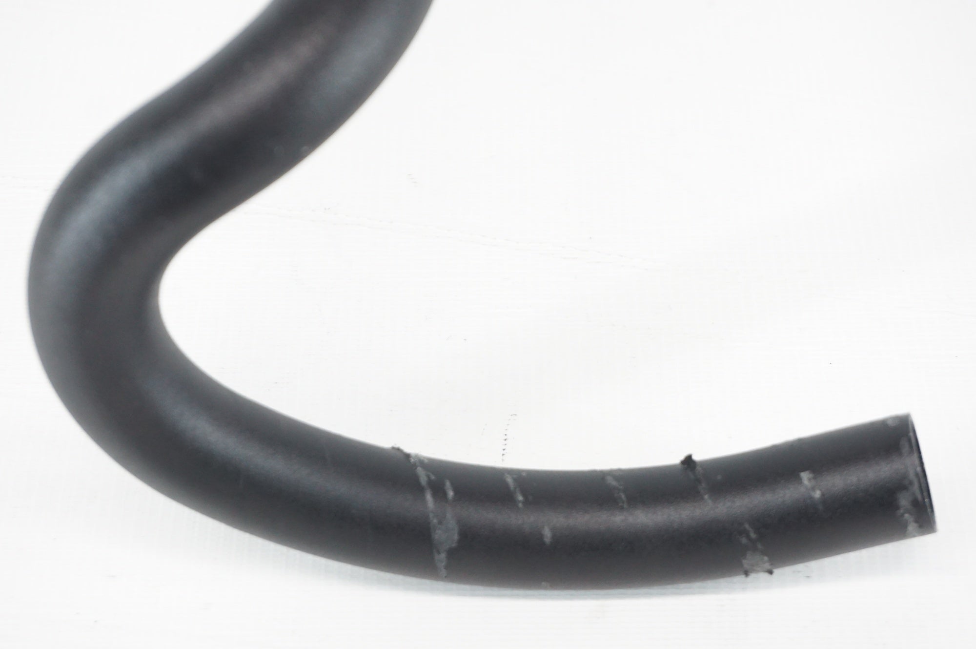 TNI 「ティーエヌアイ」 ERGONOMIC SHALLOW Φ31.8 400mm ハンドル / 阪急塚口店