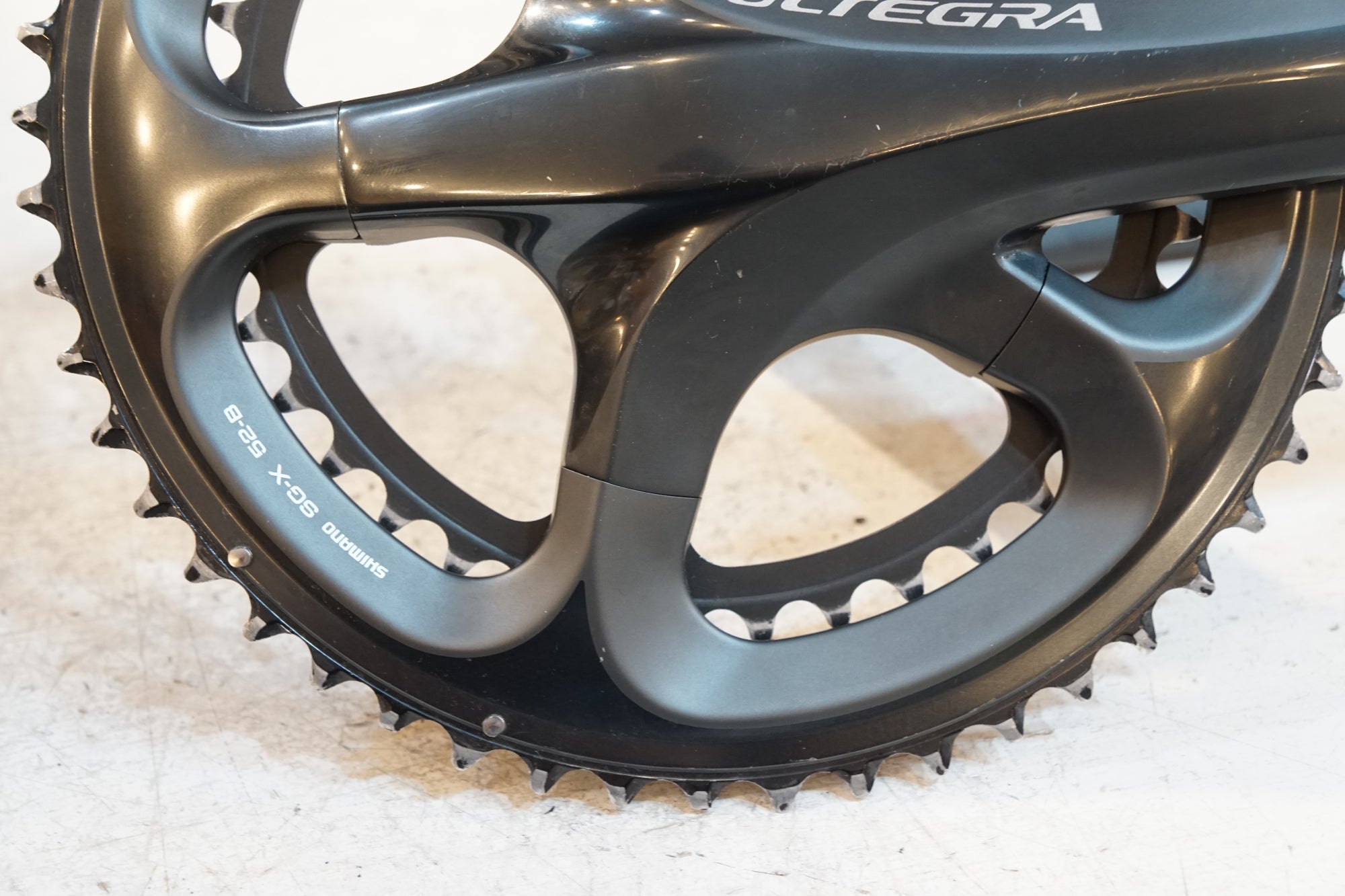 SHIMANO 「シマノ」 ULTEGRA FC-6700 172.5mm 52-39T クランクセット / バイチャリ浦和ベース