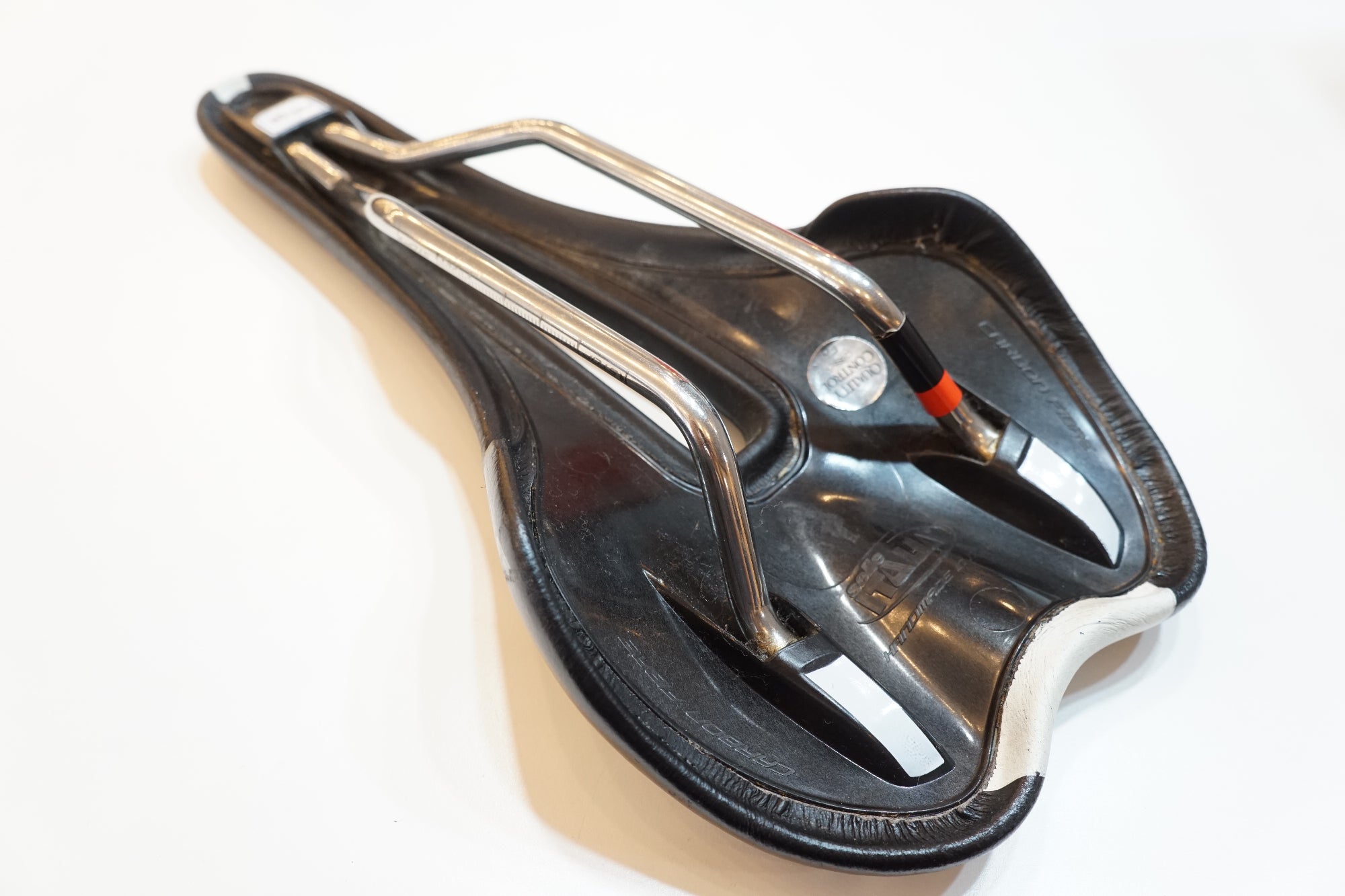 SELLE ITALIA 「セラ イタリア」 SLR TEAM EDITION サドル / バイチャリ浦和ベース