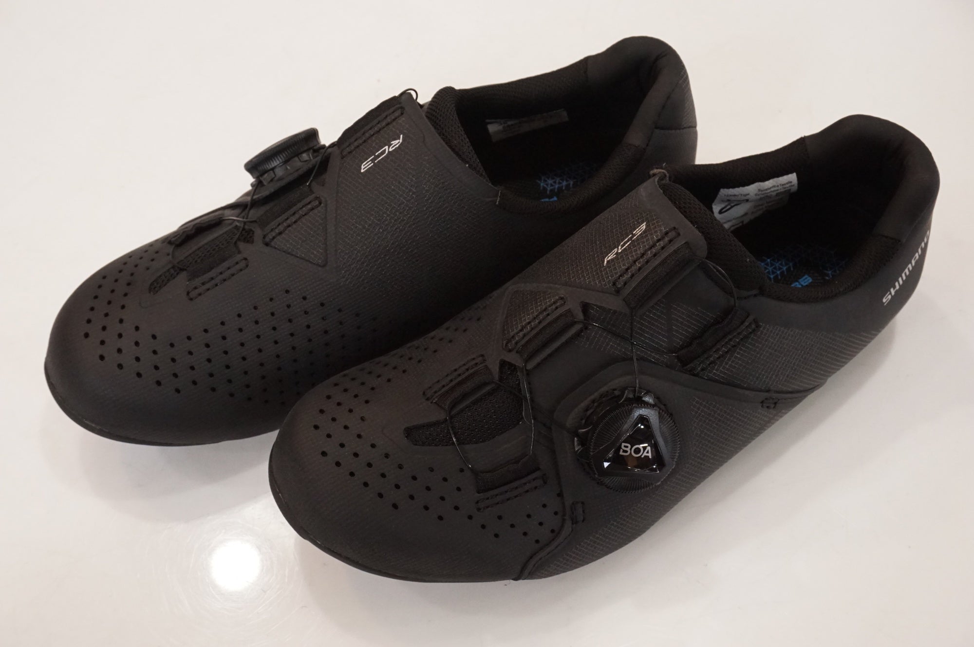 SHIMANO 「シマノ」 RC3 22.4cm シューズ / 大宮店