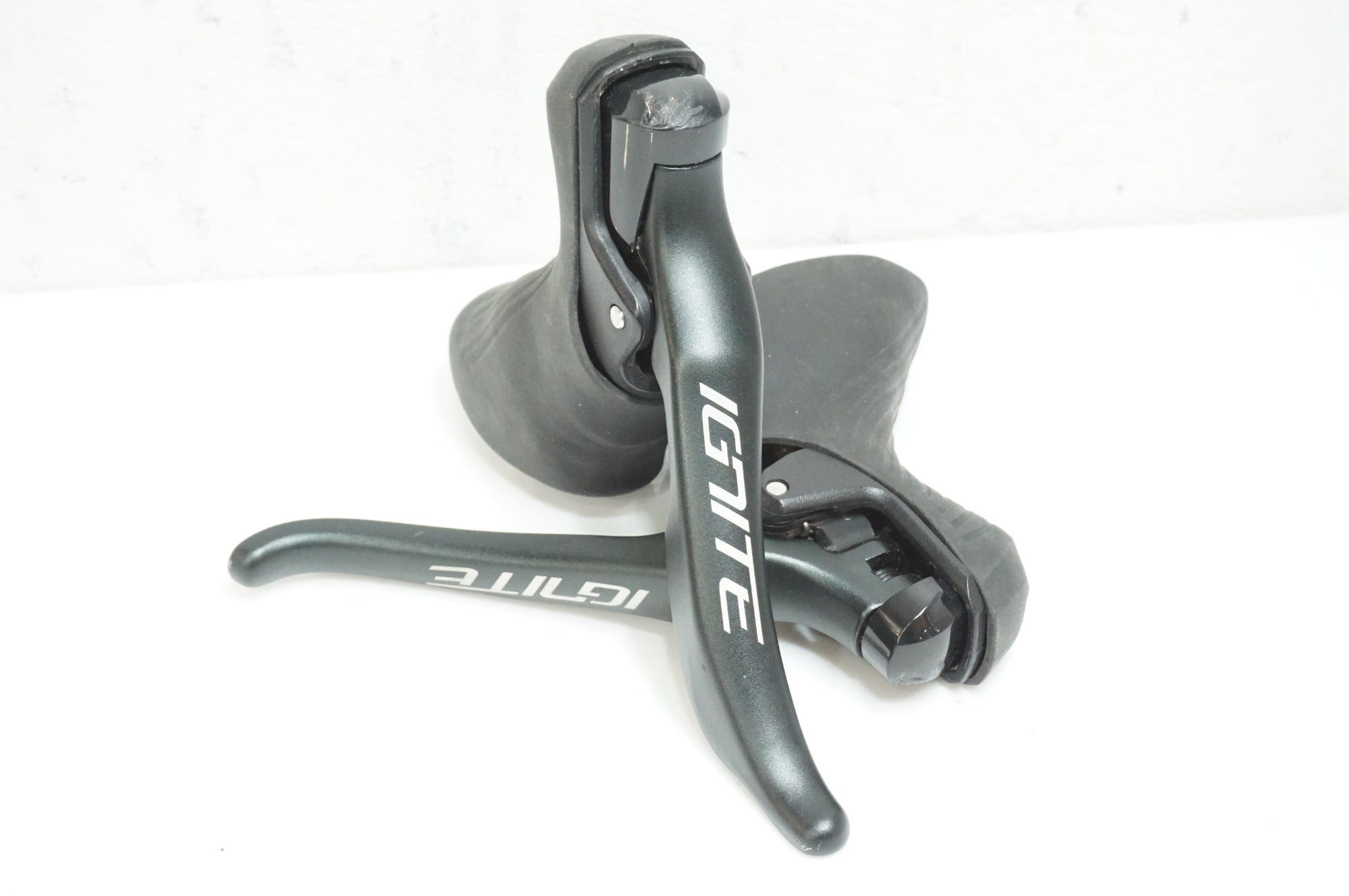 SENSAH 「センサー」 IGNITE 2x9 シフトブレーキレバー / 大宮店