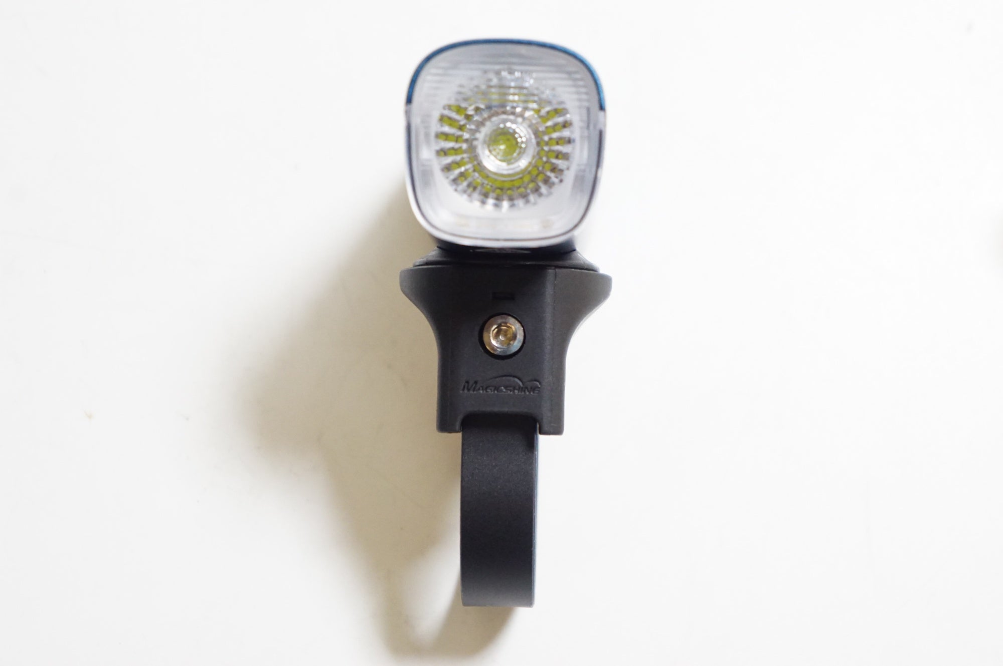 MAGICSHINE 「マジックシャイン」 ALLTY 400N フロントライト / 熊谷本店