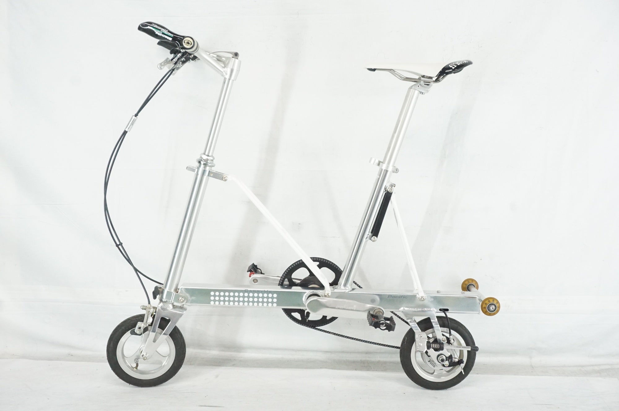 PACIFIC 「パシフィック」 CARRY ME DS 2014年モデル 8インチ 折りたたみ自転車 / 阪急塚口店