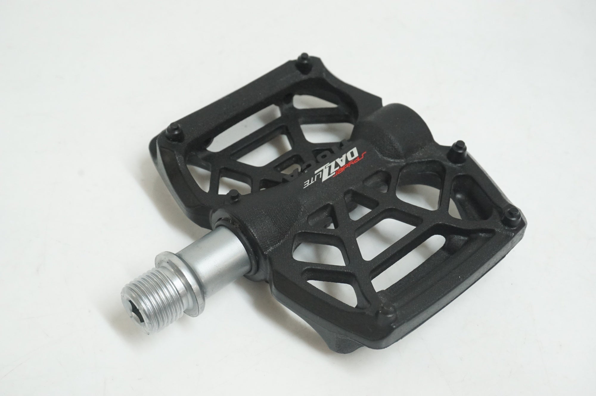 TIOGA 「タイオガ」 DAZZ LITE ペダル / 大宮店