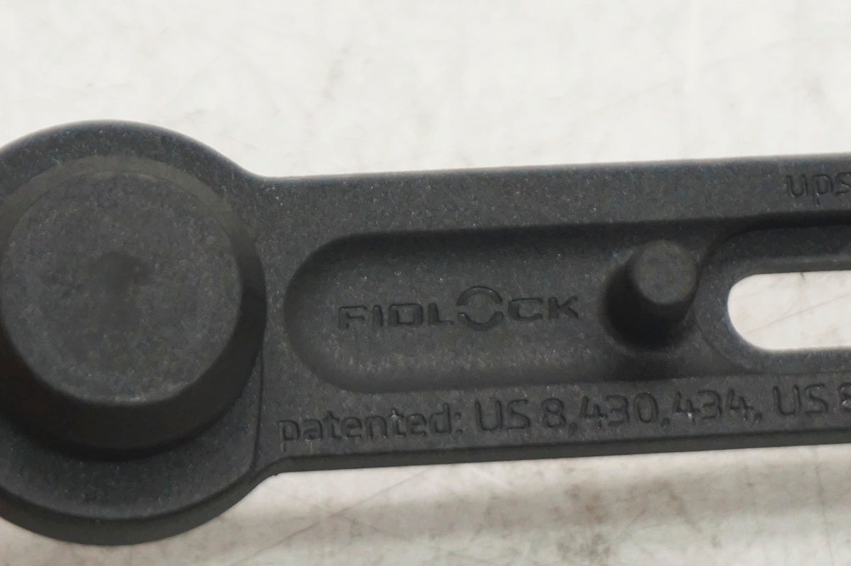 FIDLOCK 「フィドロック」 マグネットボトルケージベース / 大阪門真店