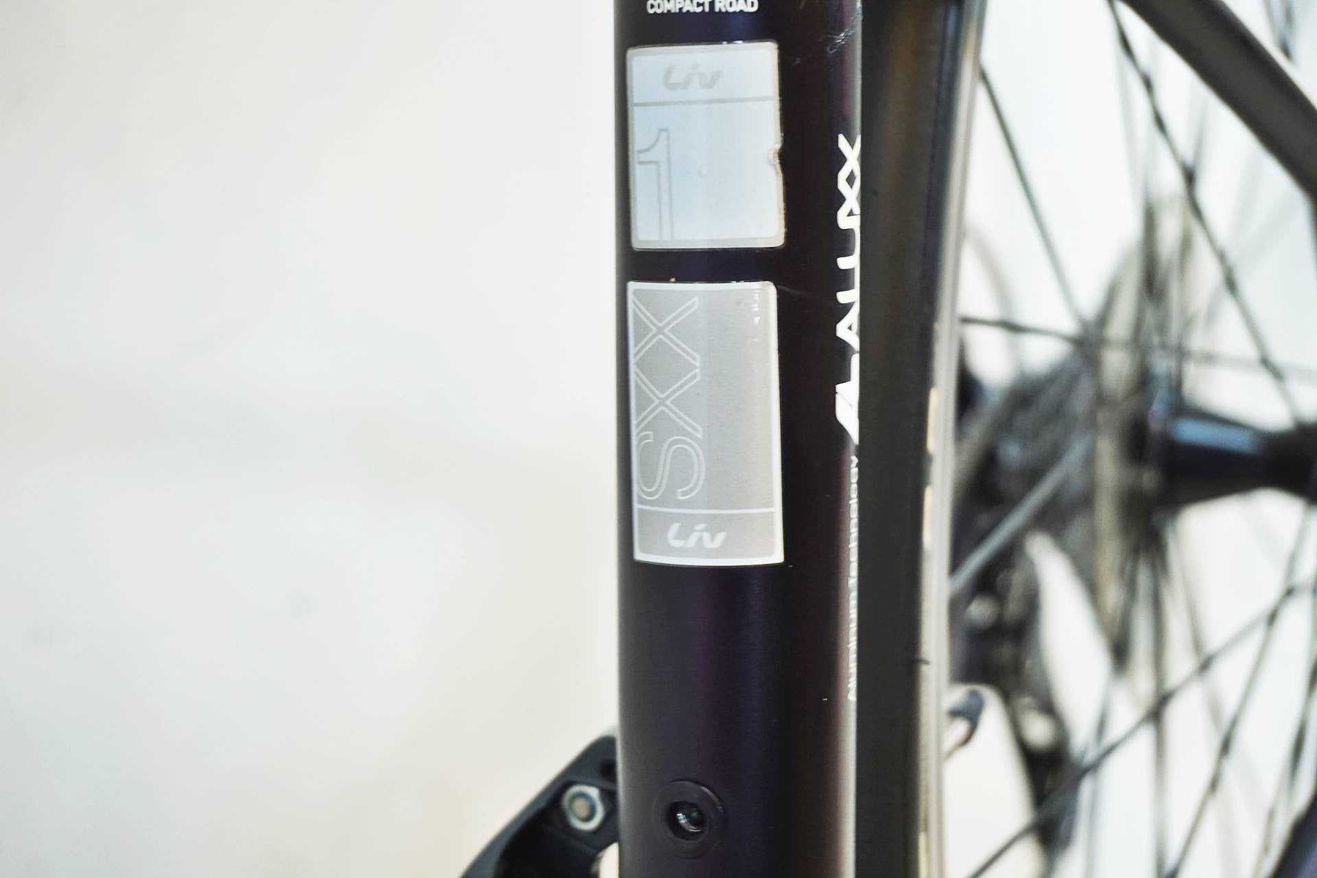 GIANT 「ジャイアント」 LIV AVAIL1 2017年モデル レディース ロードバイク / 有明ガーデン店