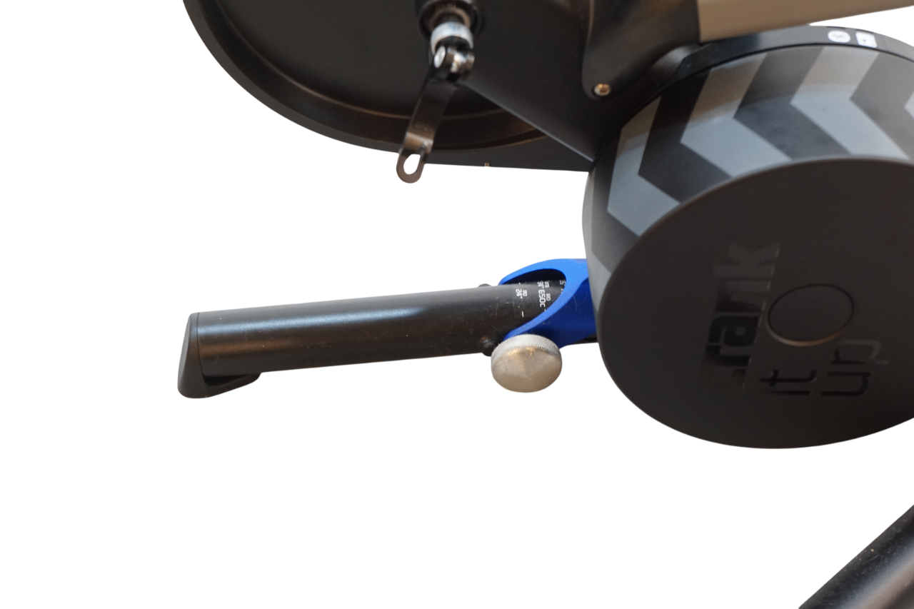 WAHOO 「ワフー」 KICKR サイクルトレーナー / バイチャリ浦和ベース