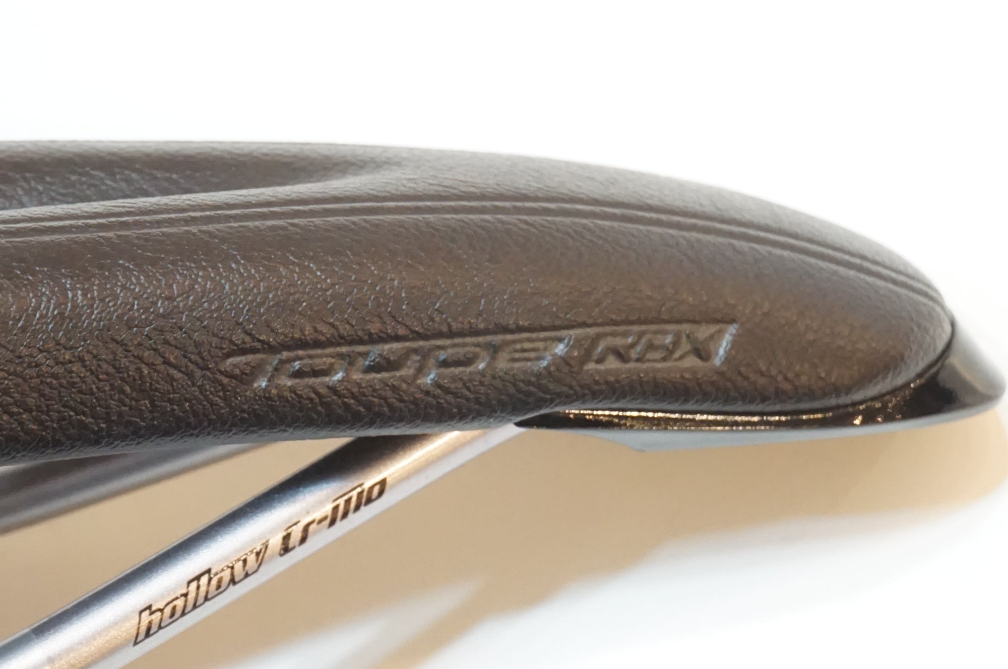 SPECIALIZED 「スペシャライズド」 TOUPE RBX サドル / 浦和ベース